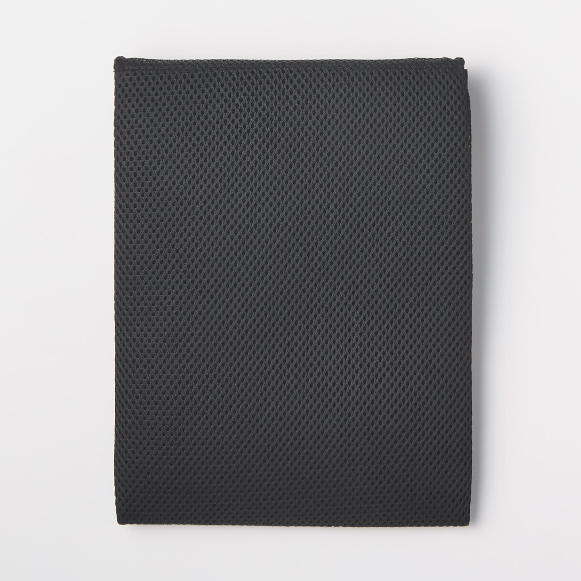 【１１型用】ポリエステルメッシュタブレットカバー　ポケット付　黒