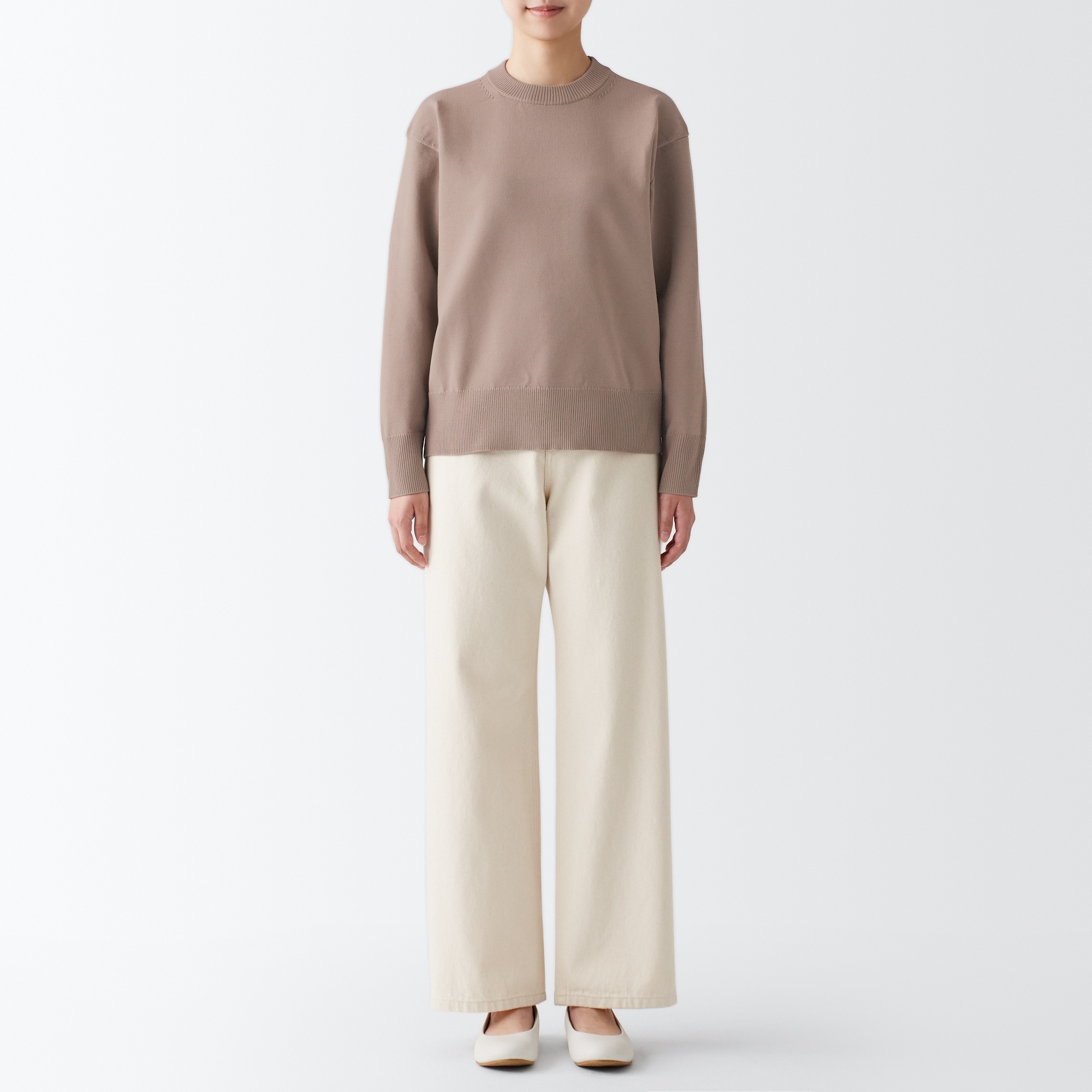 残糸で編んだクルーネックセーター