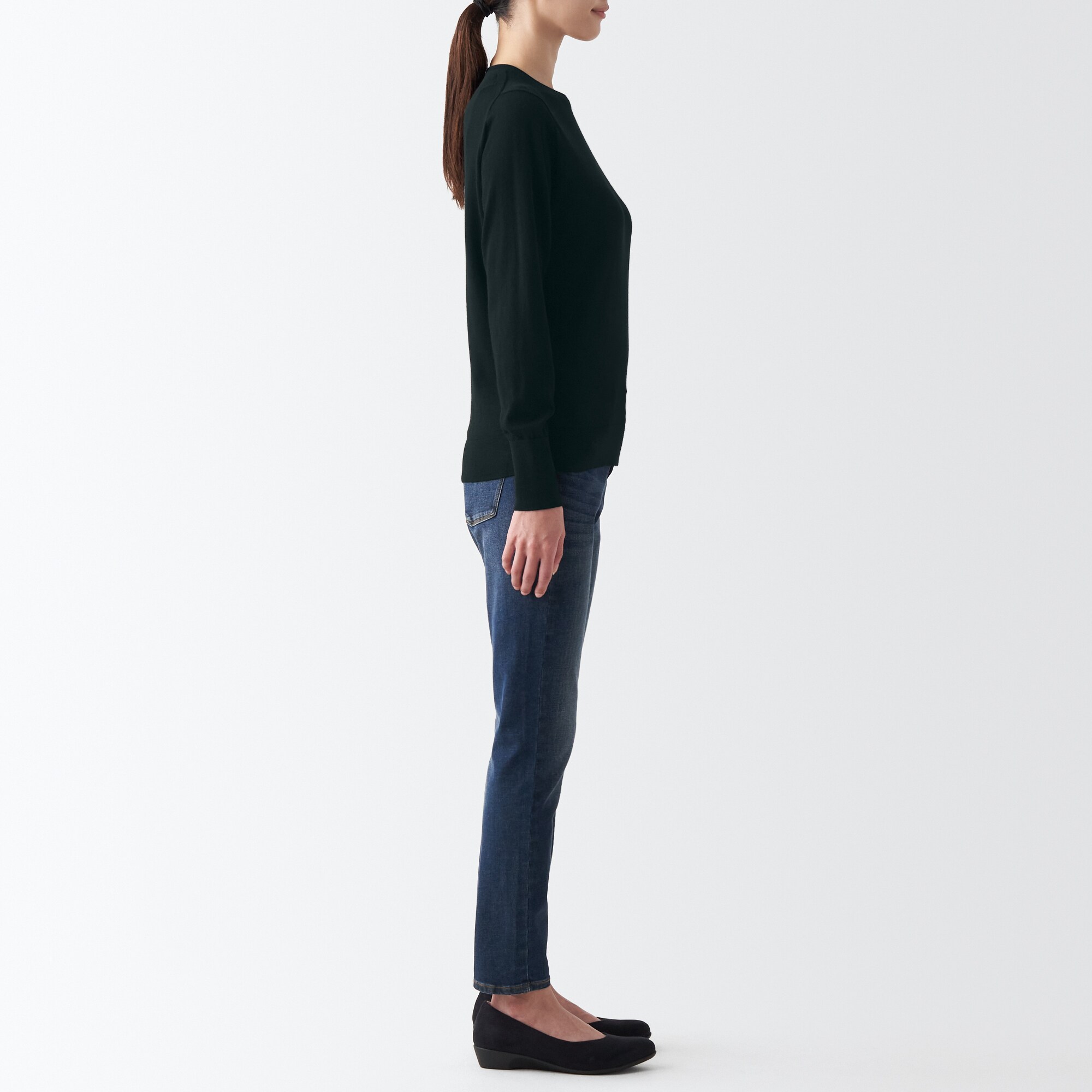 メリノウールクルーネックセーター