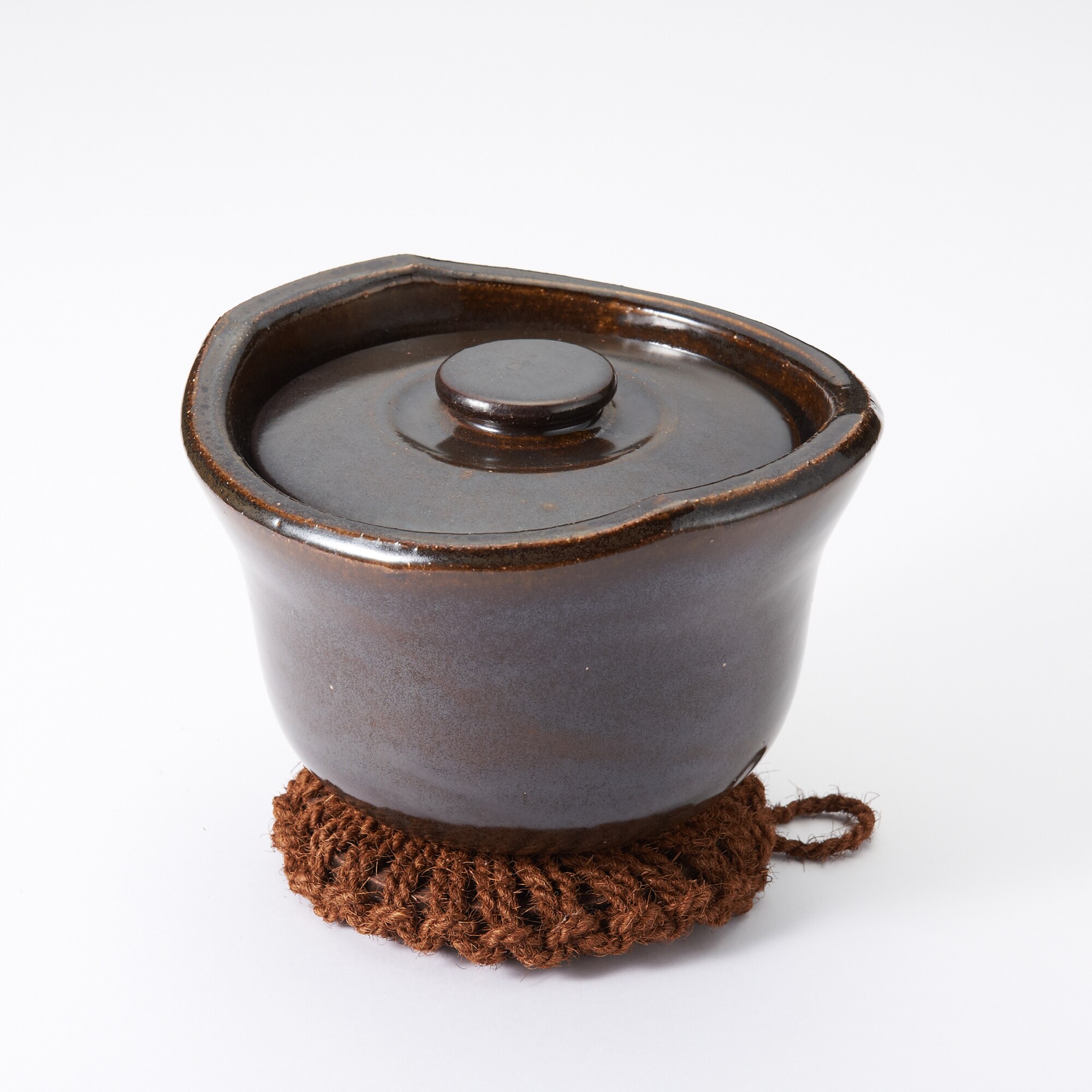 棕櫚の手編み鍋敷き 14cm