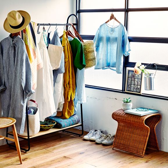 ＰＡＵＬ　ＨＡＮＧＥＲ　ＳＴＡＮＤ　幅９０×奥行４０．５×高さ１５０ｃｍ