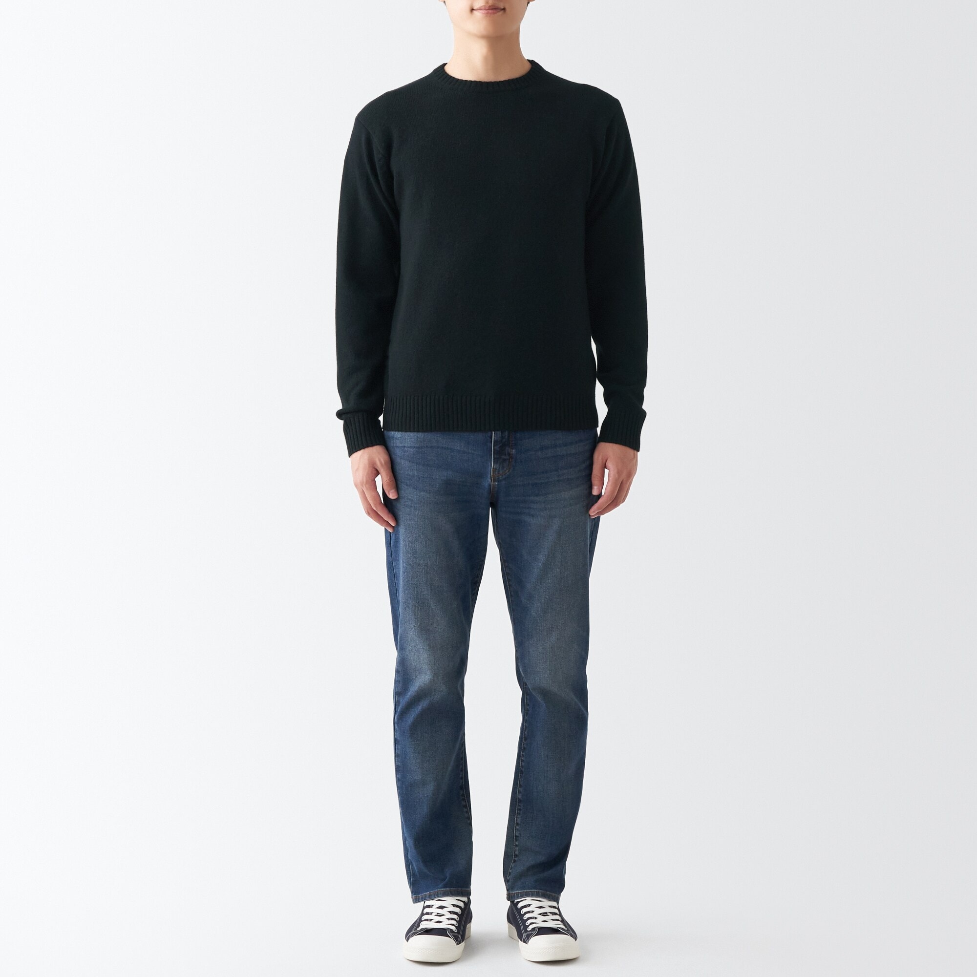 洗えるウールミドルゲージクルーネックセーター