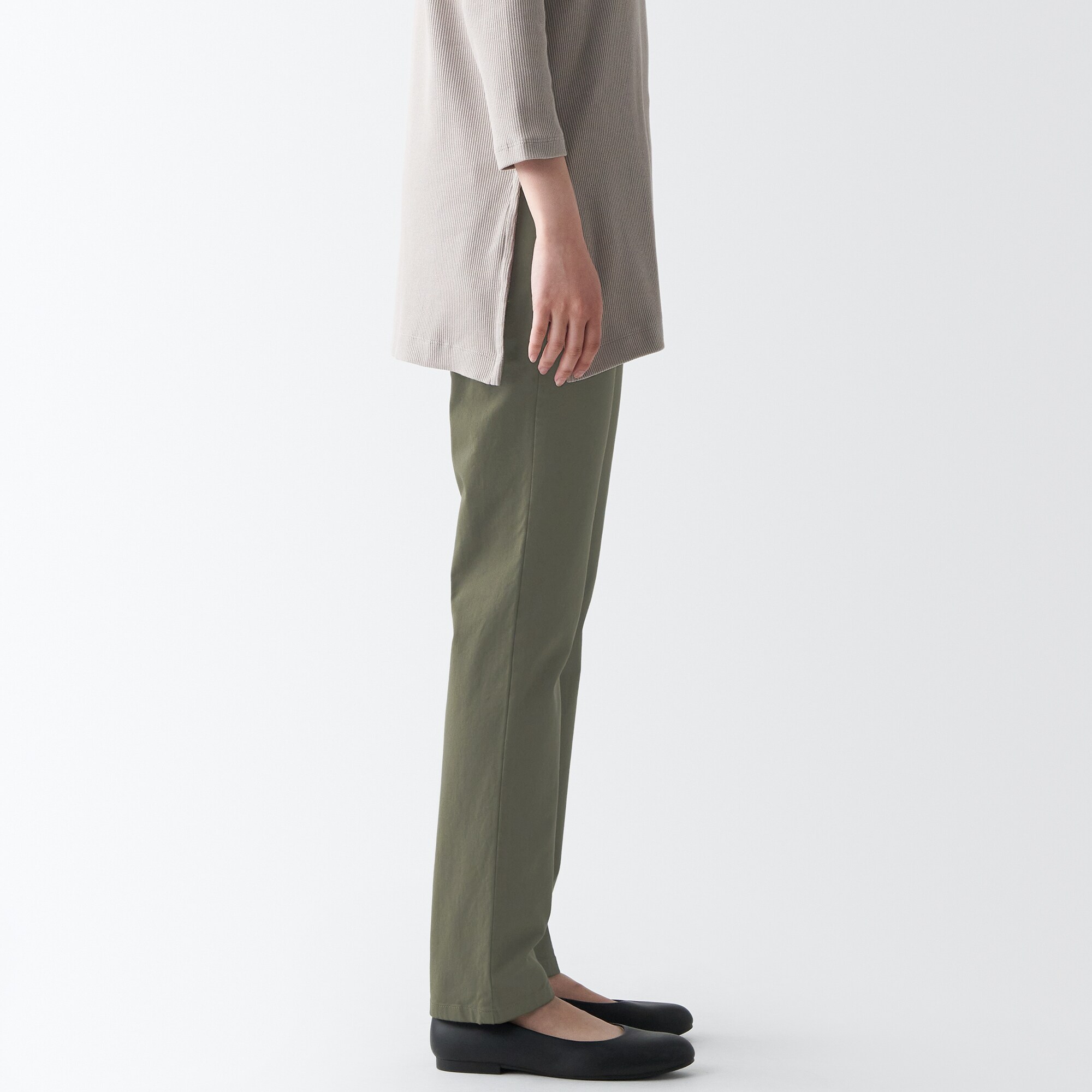 【スリム】縦横ストレッチチノスリムテーパードパンツ（股下７５ｃｍ）