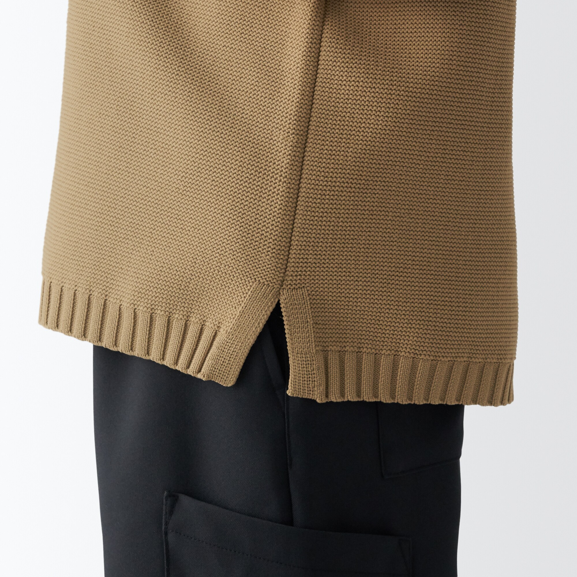 あたたかくて洗えるＶネックカーディガン