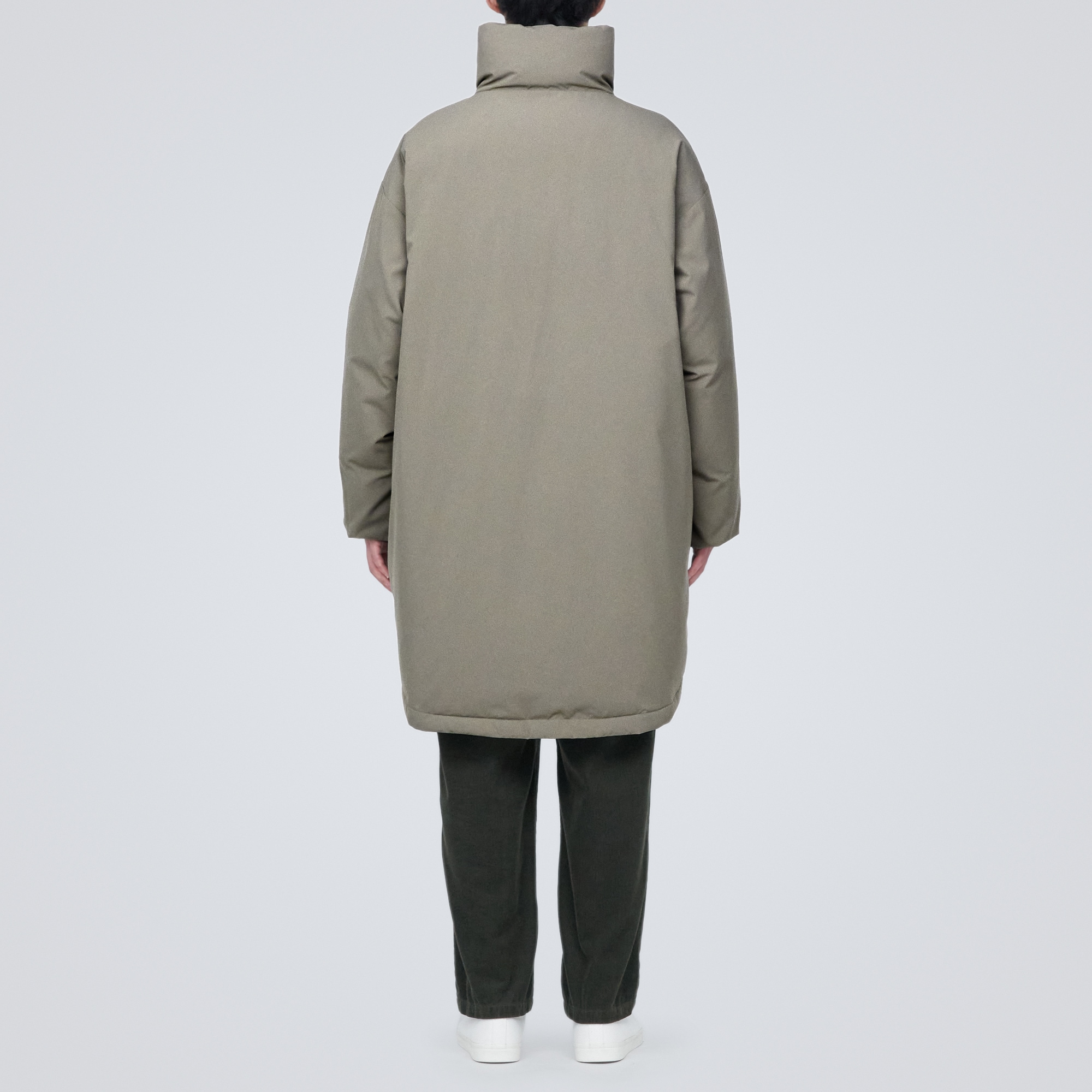 撥水スタンドカラーダウンコート