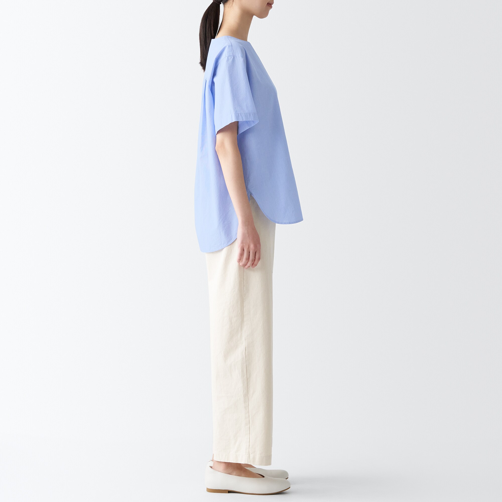 涼感半袖ブラウス