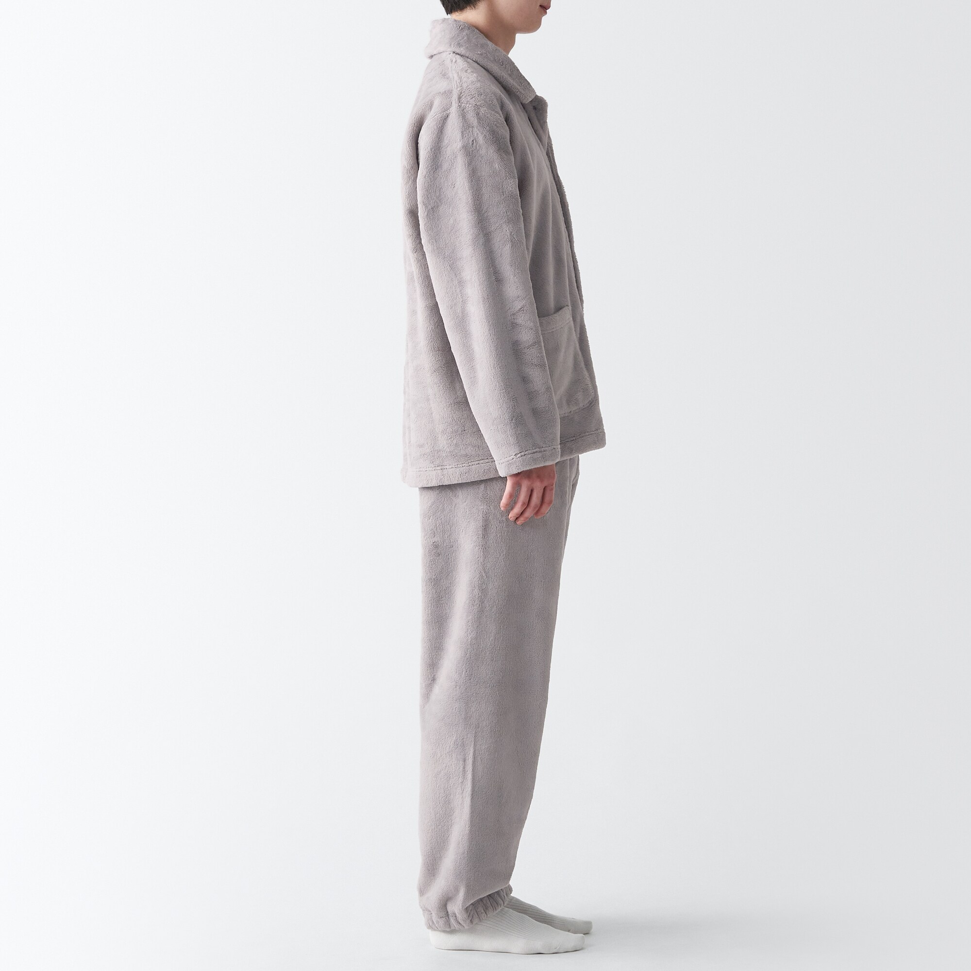 静電気が起きにくい　着る毛布　パジャマ