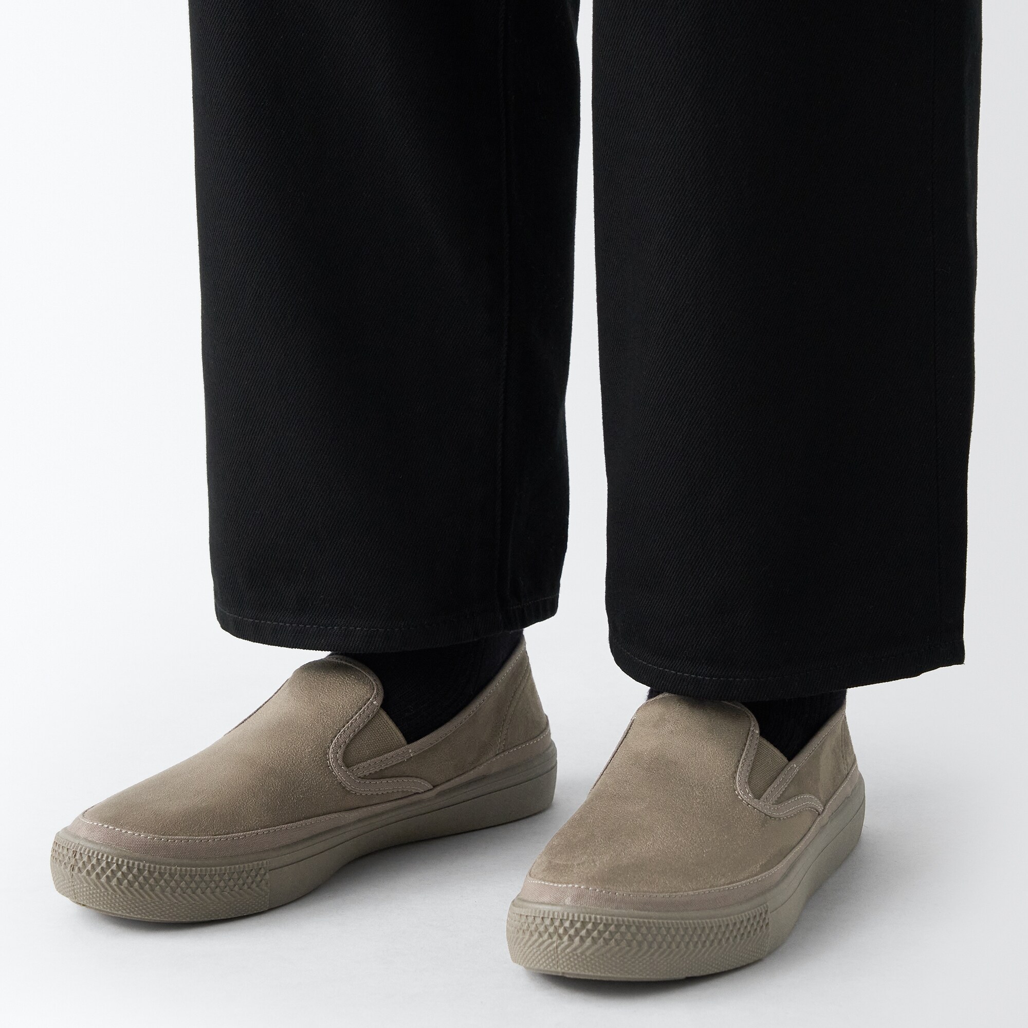 紳士　撥水起毛スリッポンスニーカー