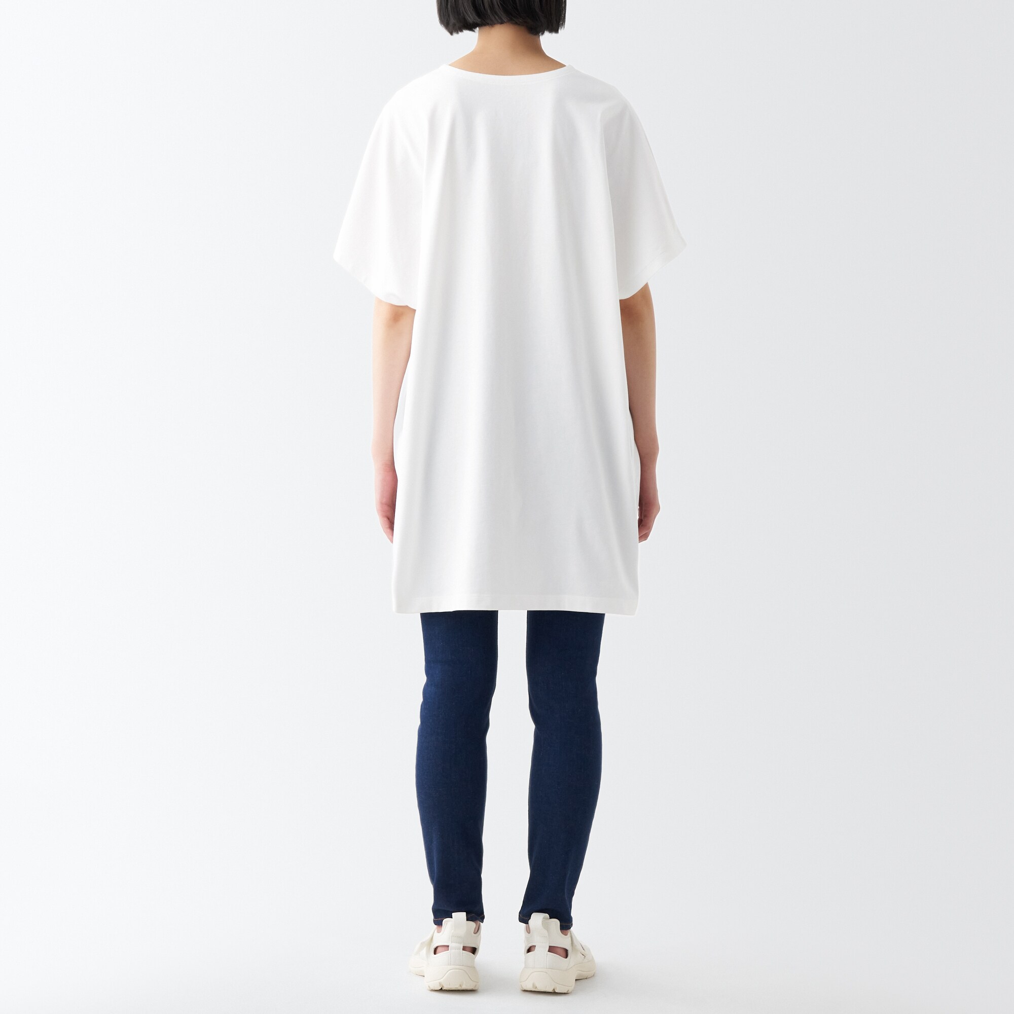 涼感ＵＶカットＶネックチュニック