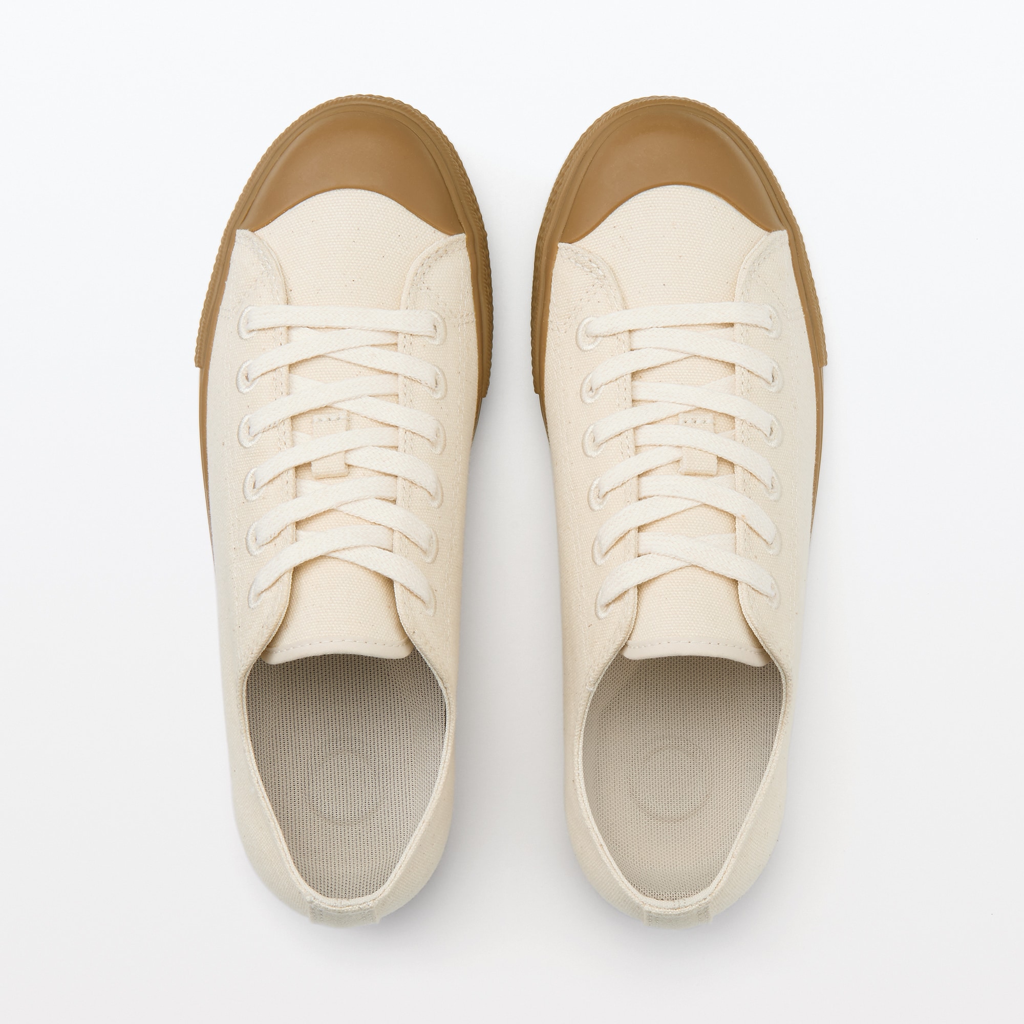 疲れにくい　再生素材を使ったスニーカー（婦人）