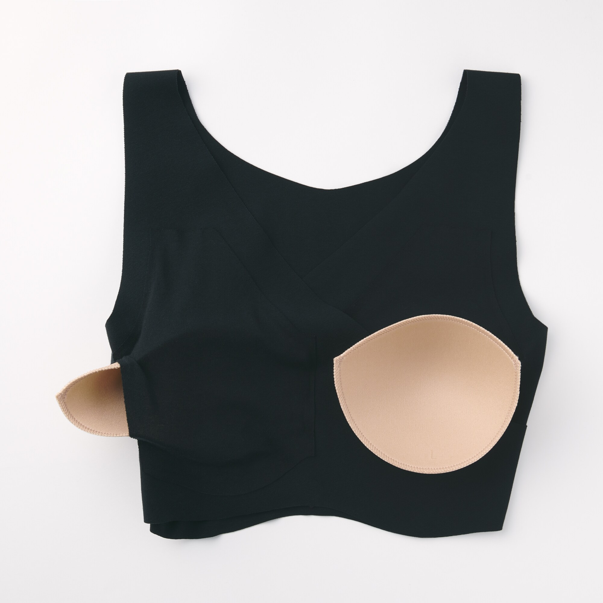 どこにも縫い目がない　授乳に便利なブラジャー