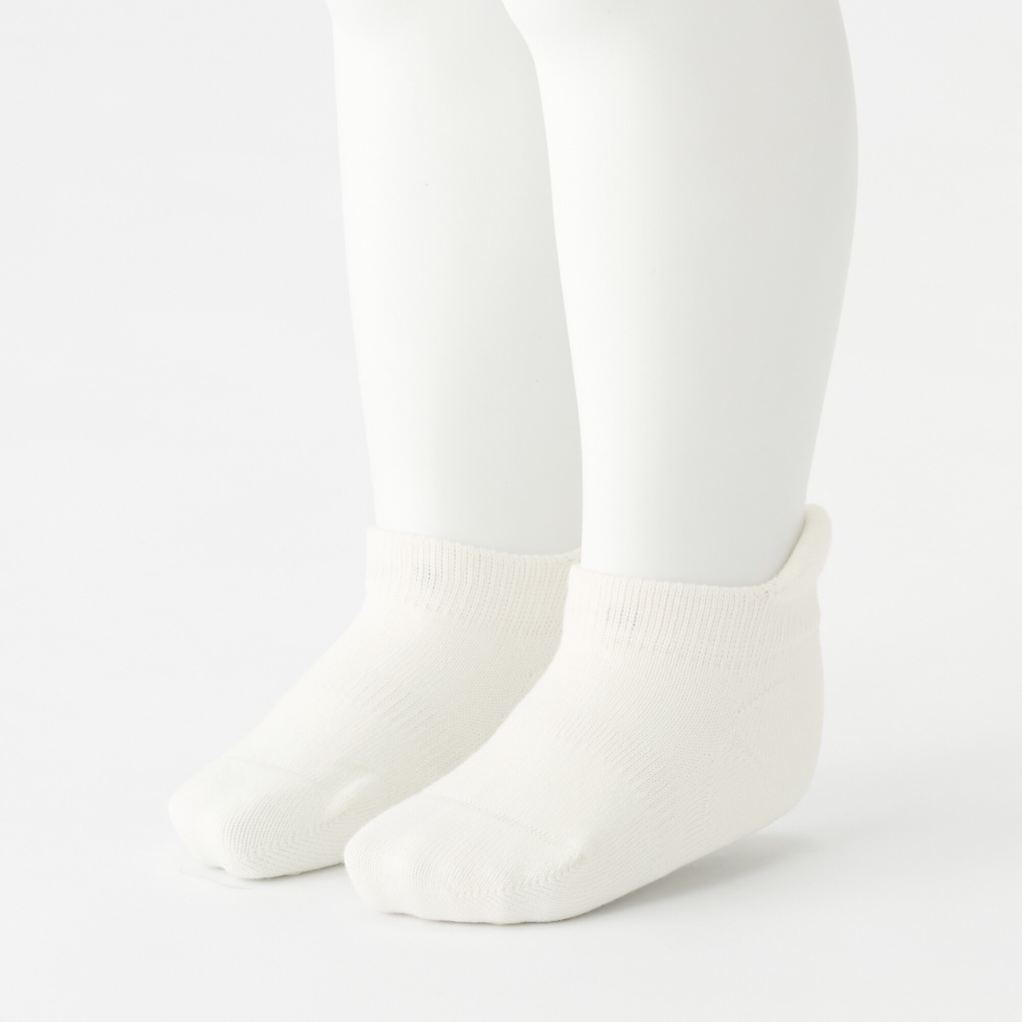 ベビー　足なり直角　スニーカーイン（数量限定）