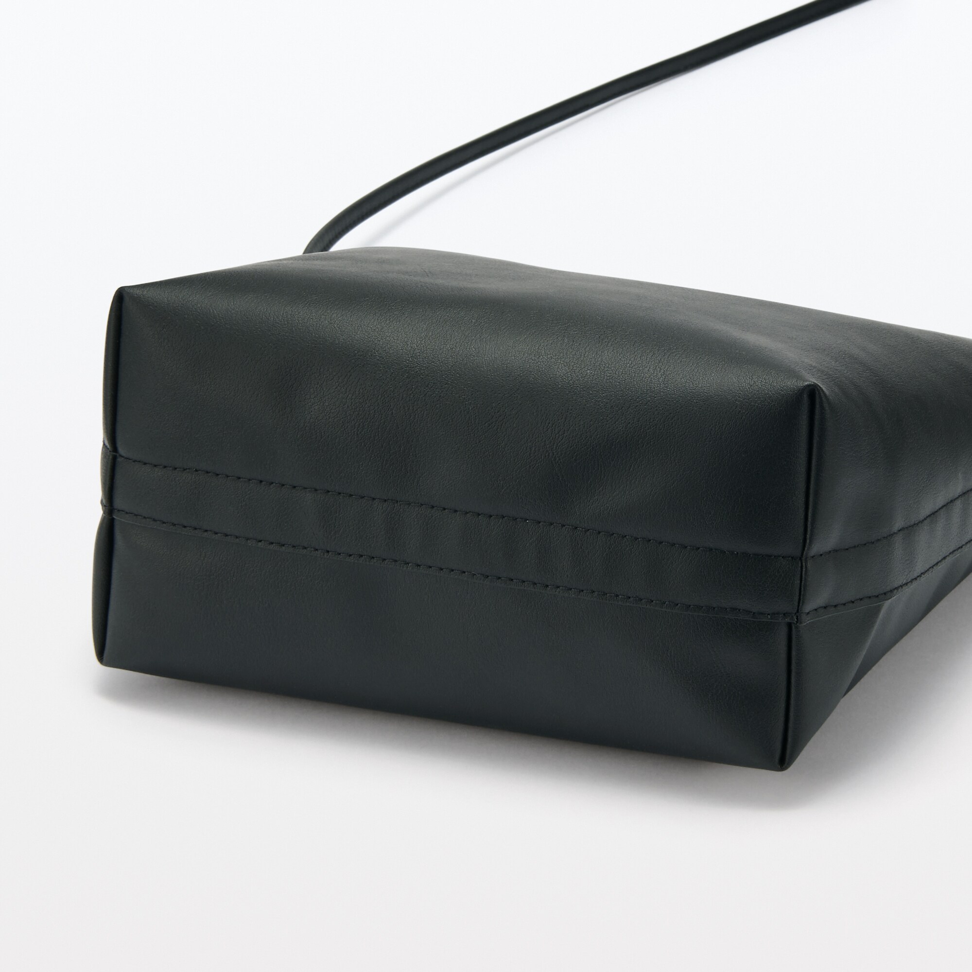 植物由来の原料を使った　くり手トートバッグ（数量限定）