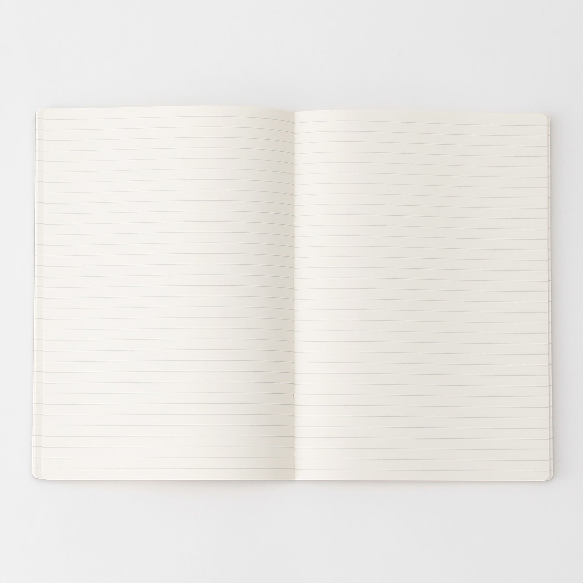 【Ａ５】上質紙　フラットに開くノート　横罫・８０枚・黒