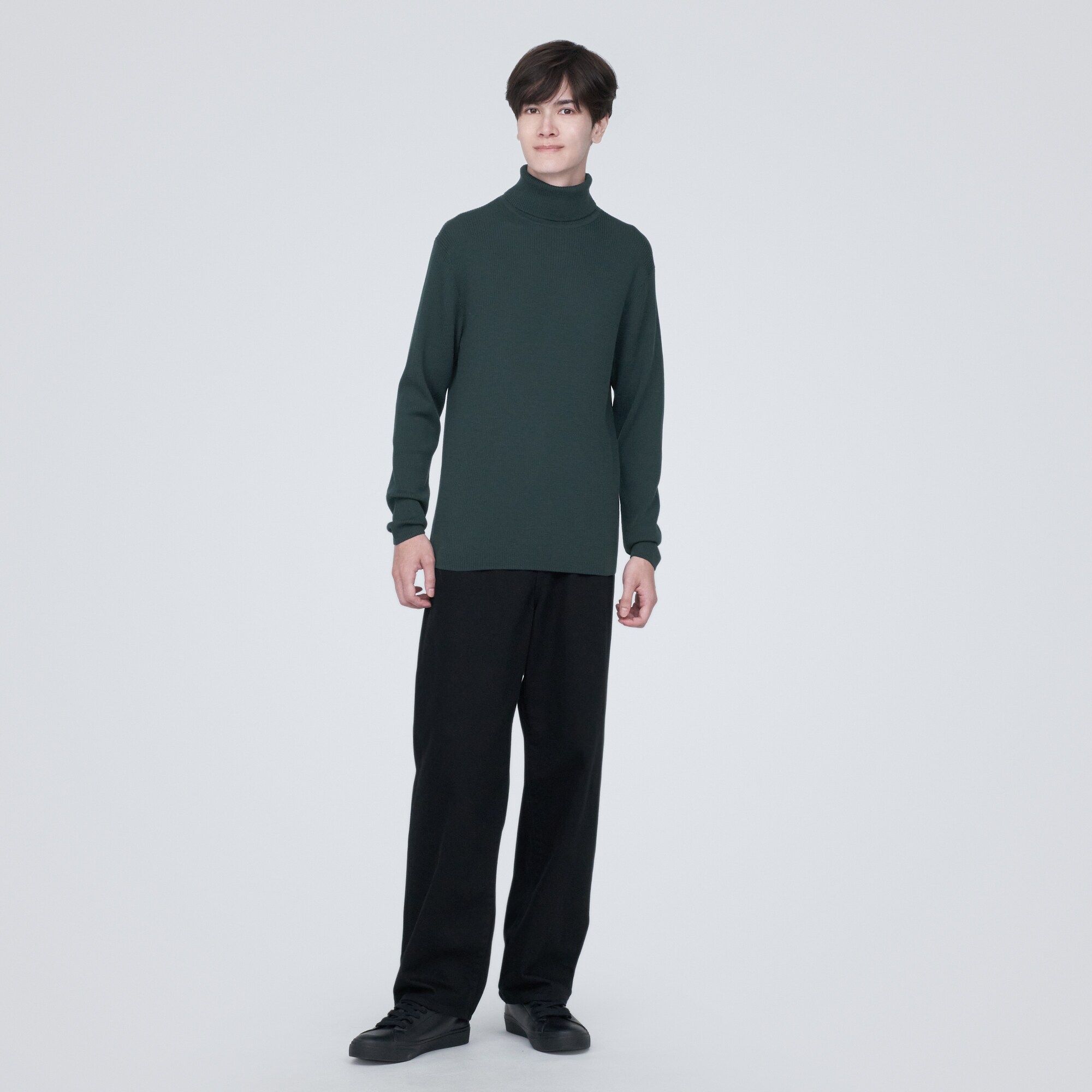 洗えるウールリブタートルネックセーター
