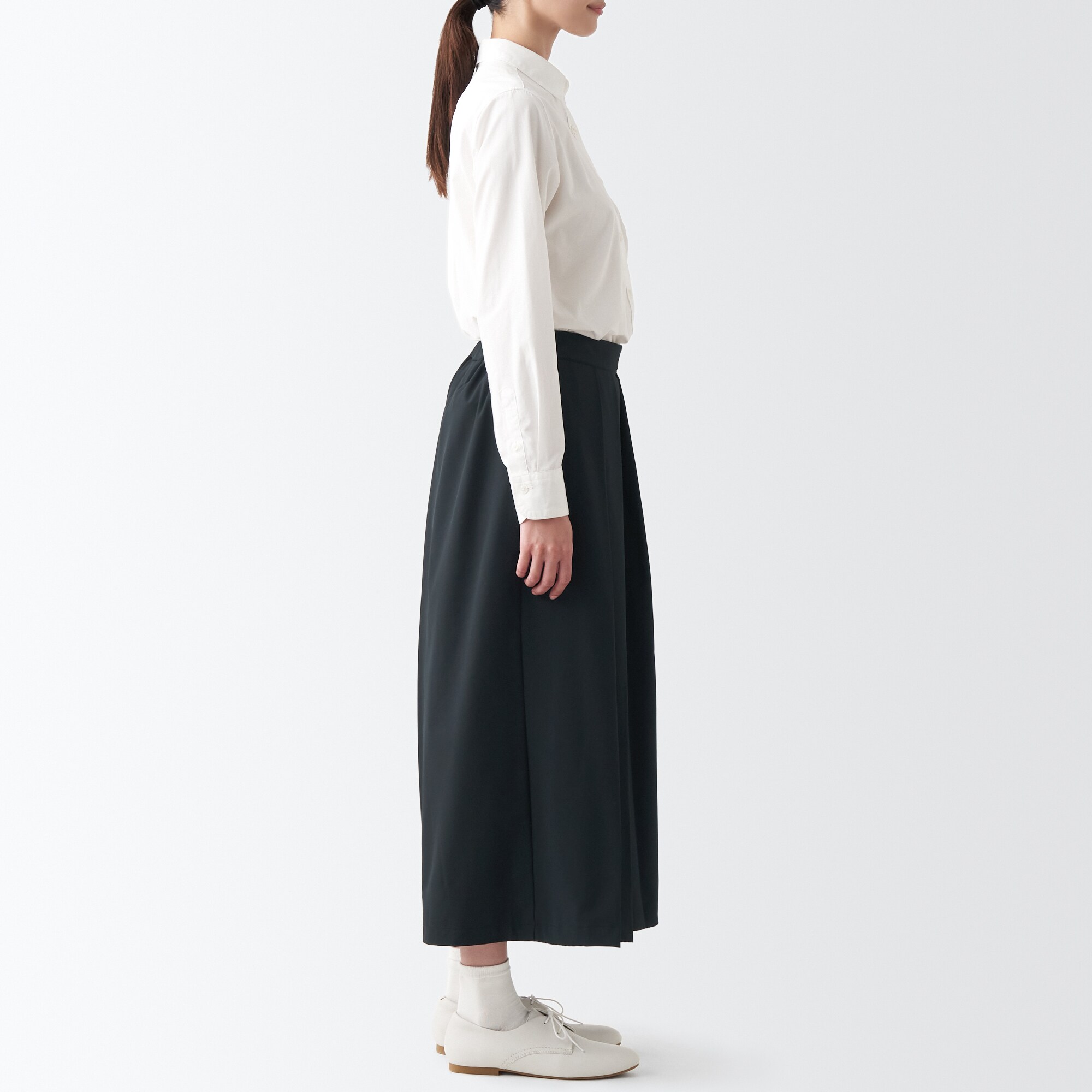 乾きやすいストレッチはかまパンツ