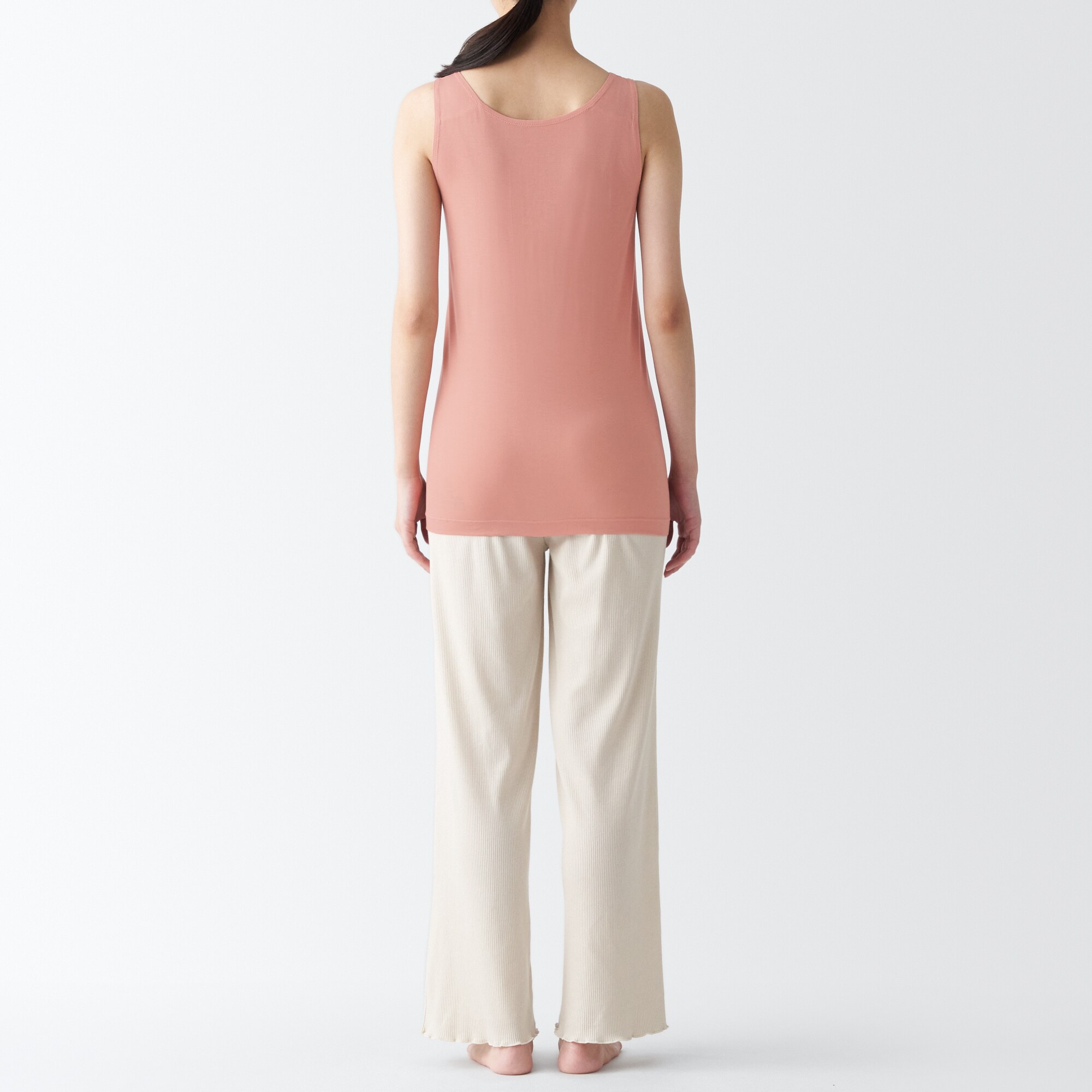 なめらかブラタンクトップ