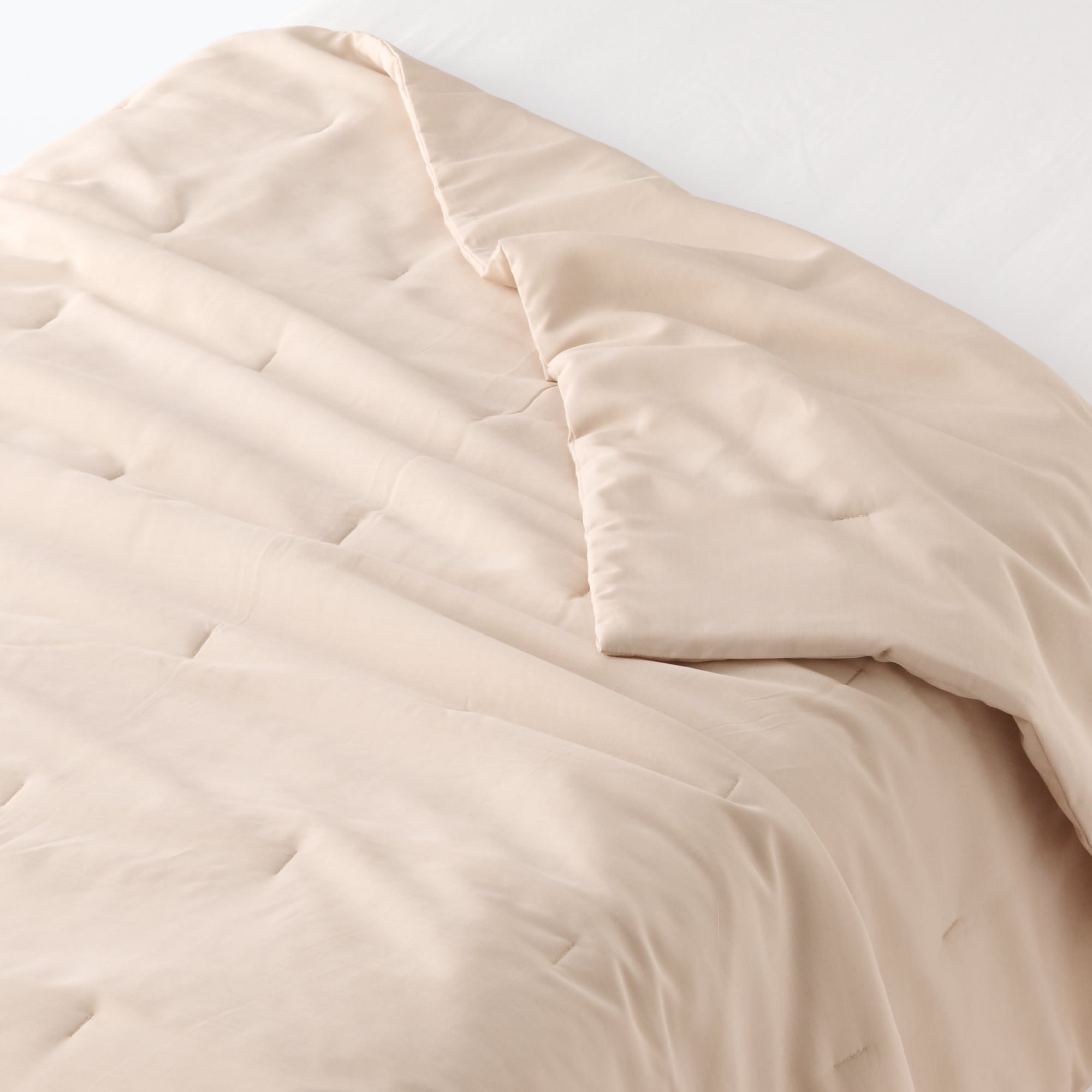 天然由来の繊維リヨセル　薄掛ふとん／Ｓ・Ｄ