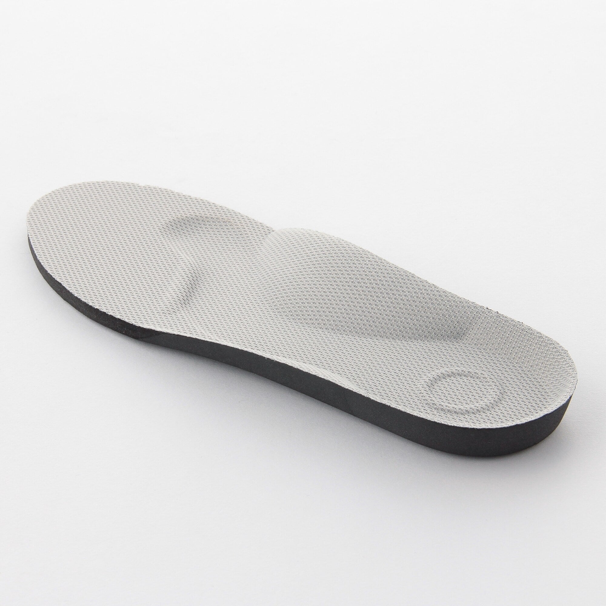 疲れにくいスニーカー用インソール