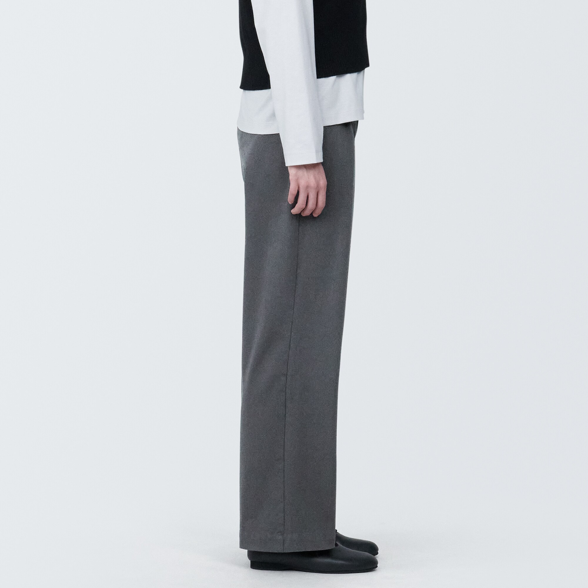 婦人　縦横ストレッチチノタックワイドパンツ　股下長め