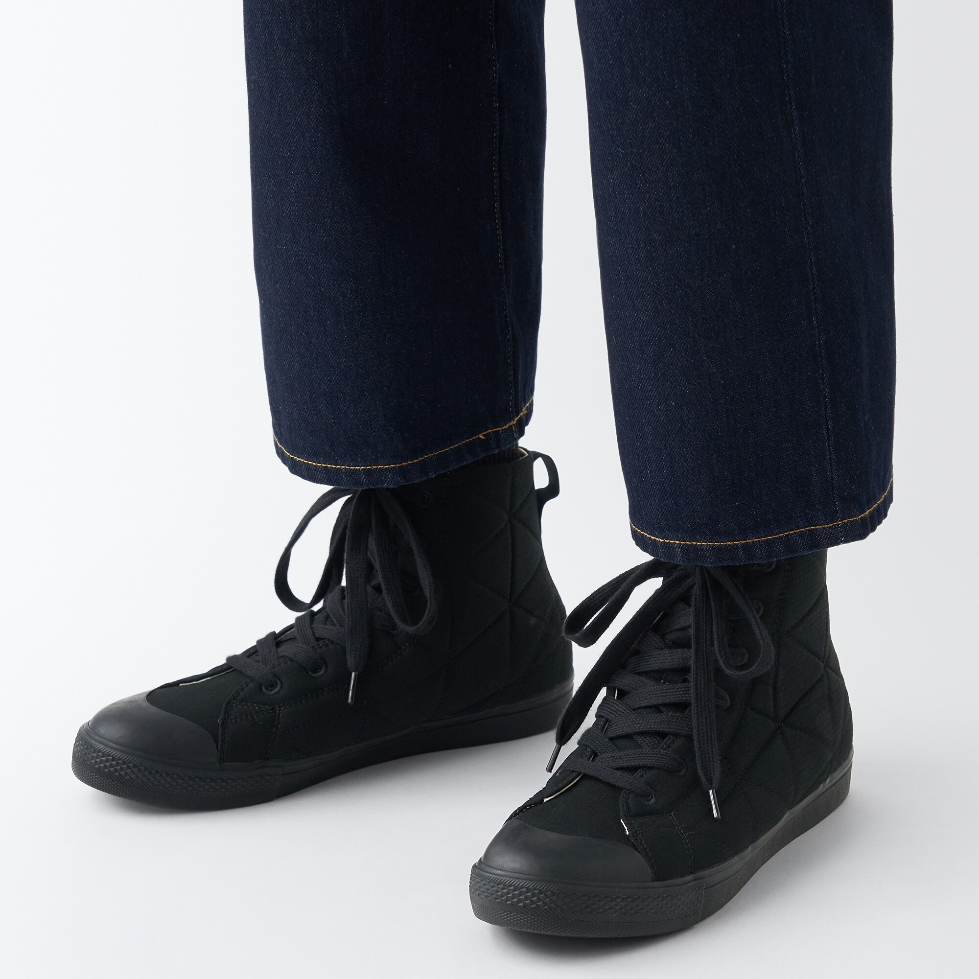 紳士　疲れにくい　撥水中わたハイカットスニーカー