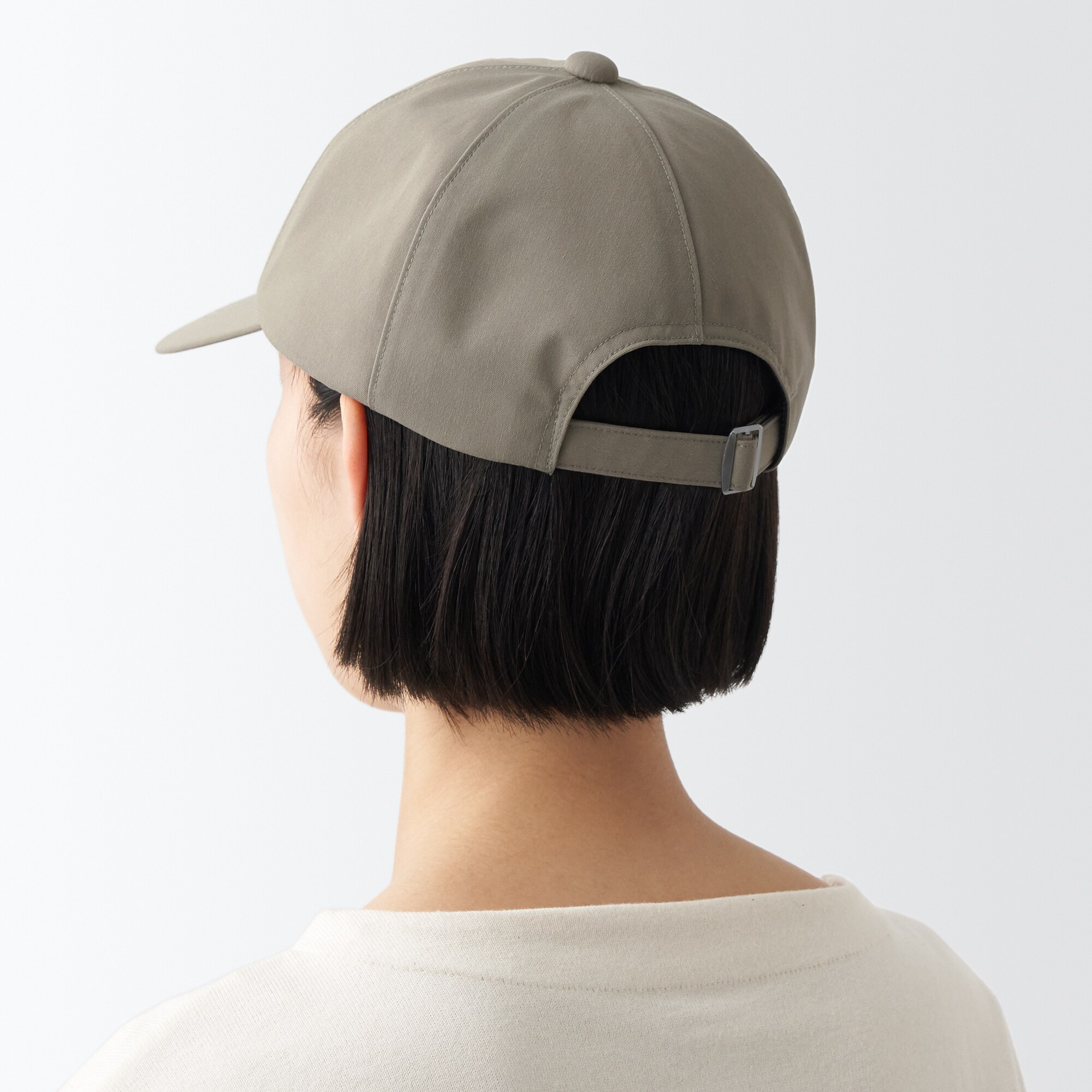 ＵＶカット　透湿撥水　防水テープ使い　キャップ