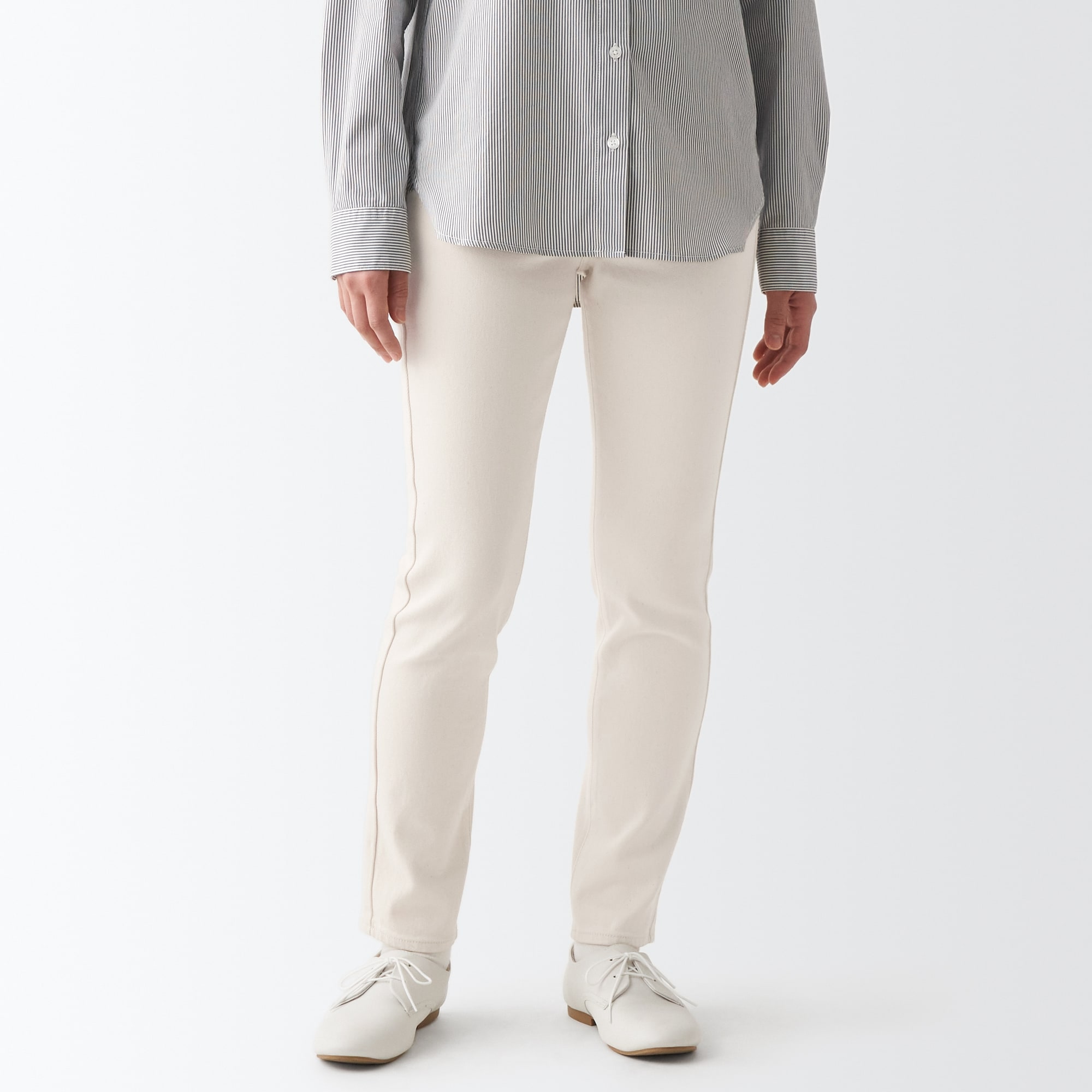 【スリム】ストレッチデニムパンツ（股下７０ｃｍ）