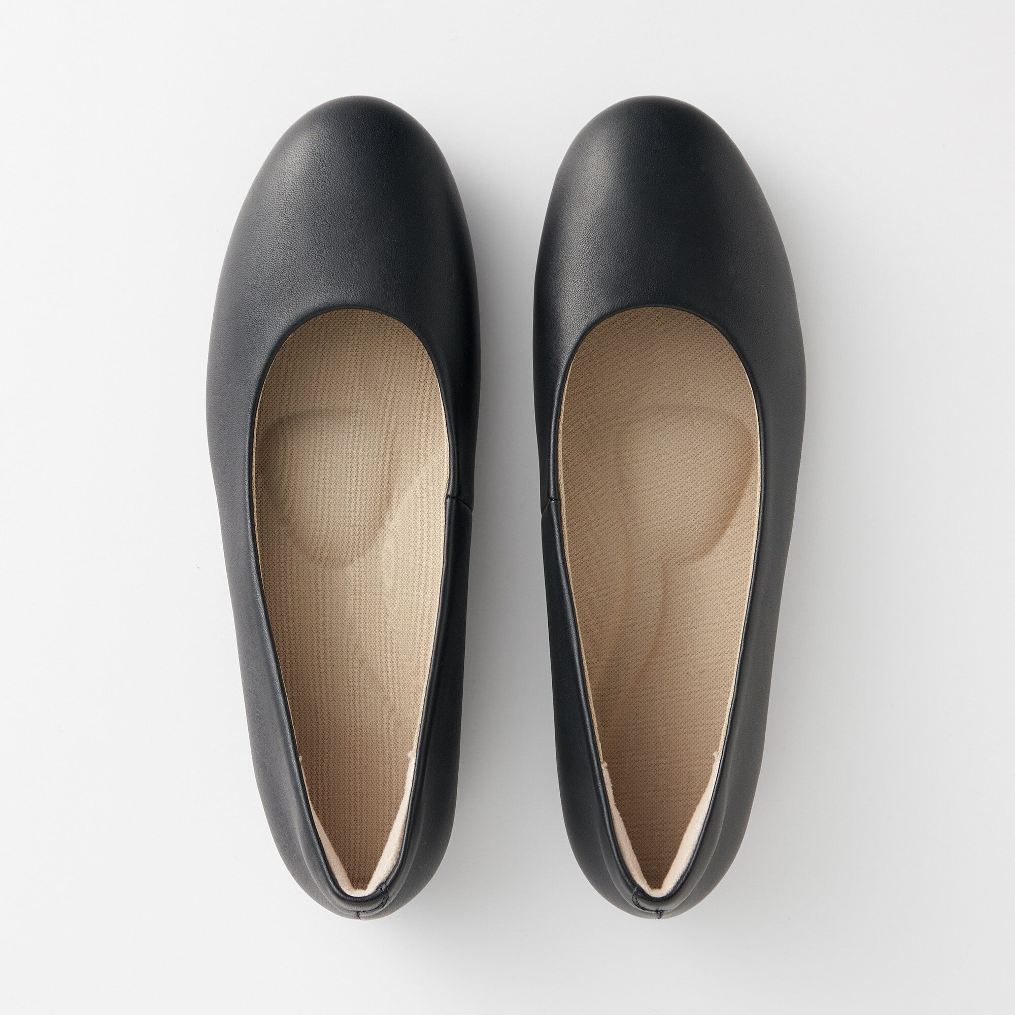 婦人　疲れにくい　レザーフラットシューズ