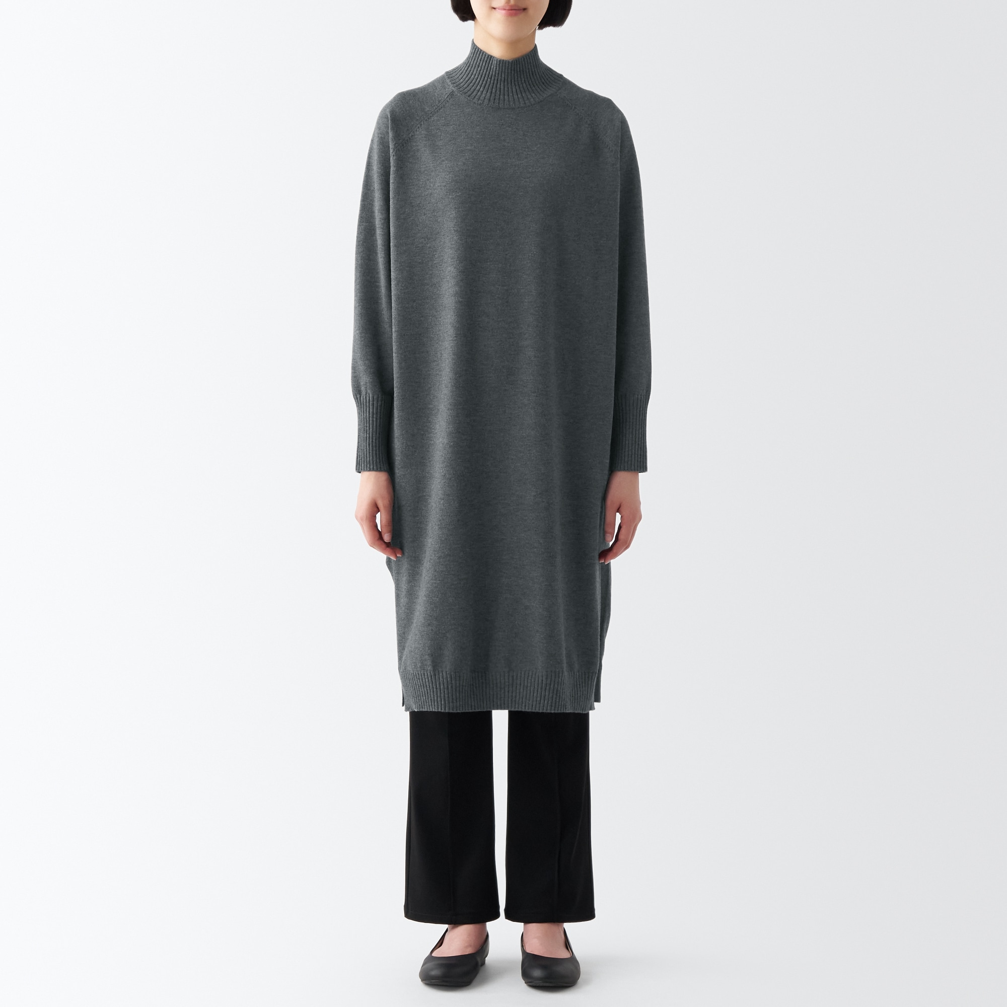 洗えるニットハイネックワンピース