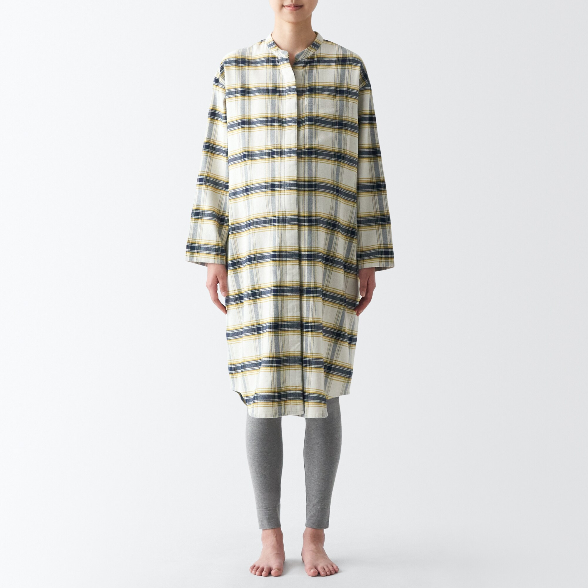 【両面起毛で温かい】脇に縫い目のない　フランネルパジャマ（マタニティ）