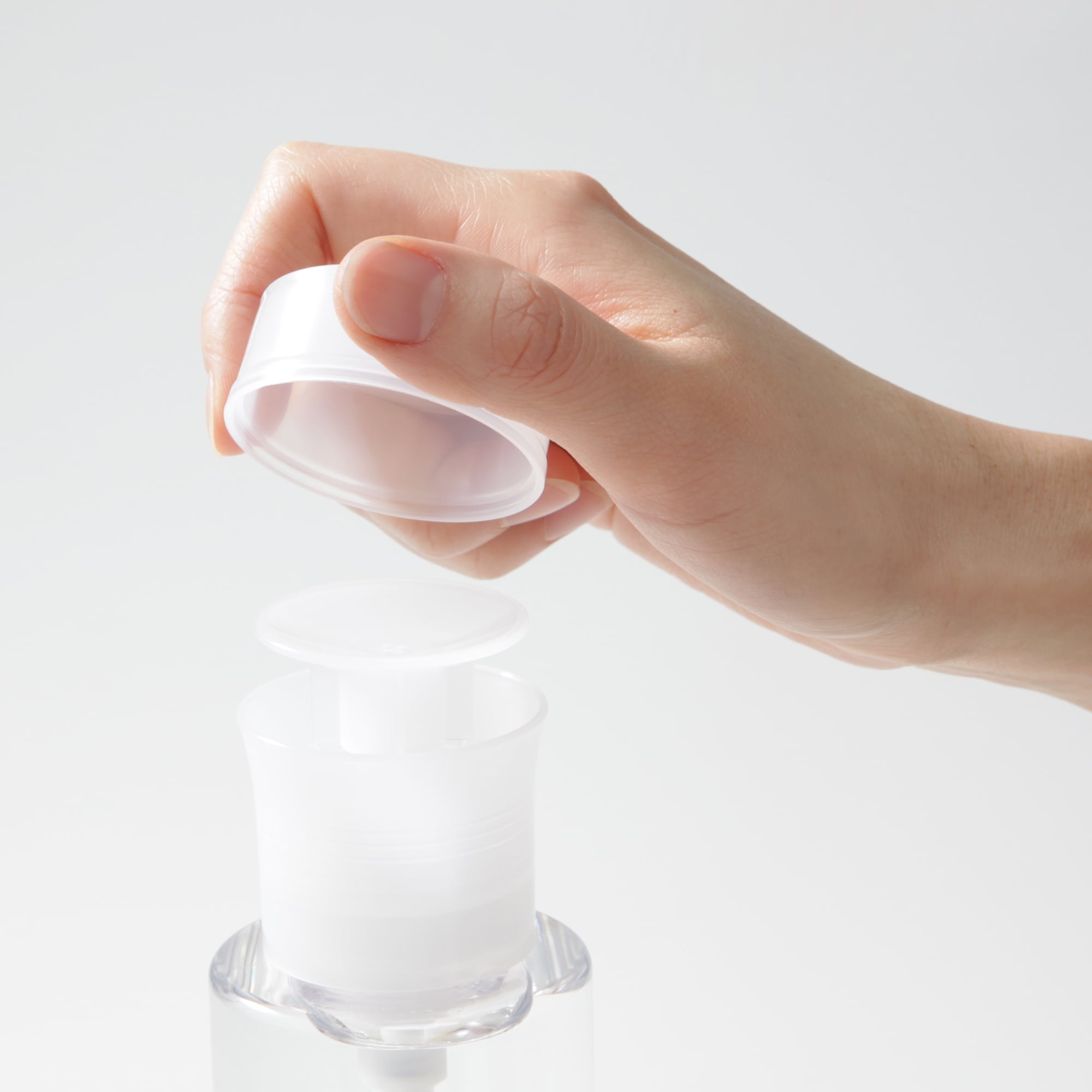 ポンプヘッド・コットン専用　化粧水用