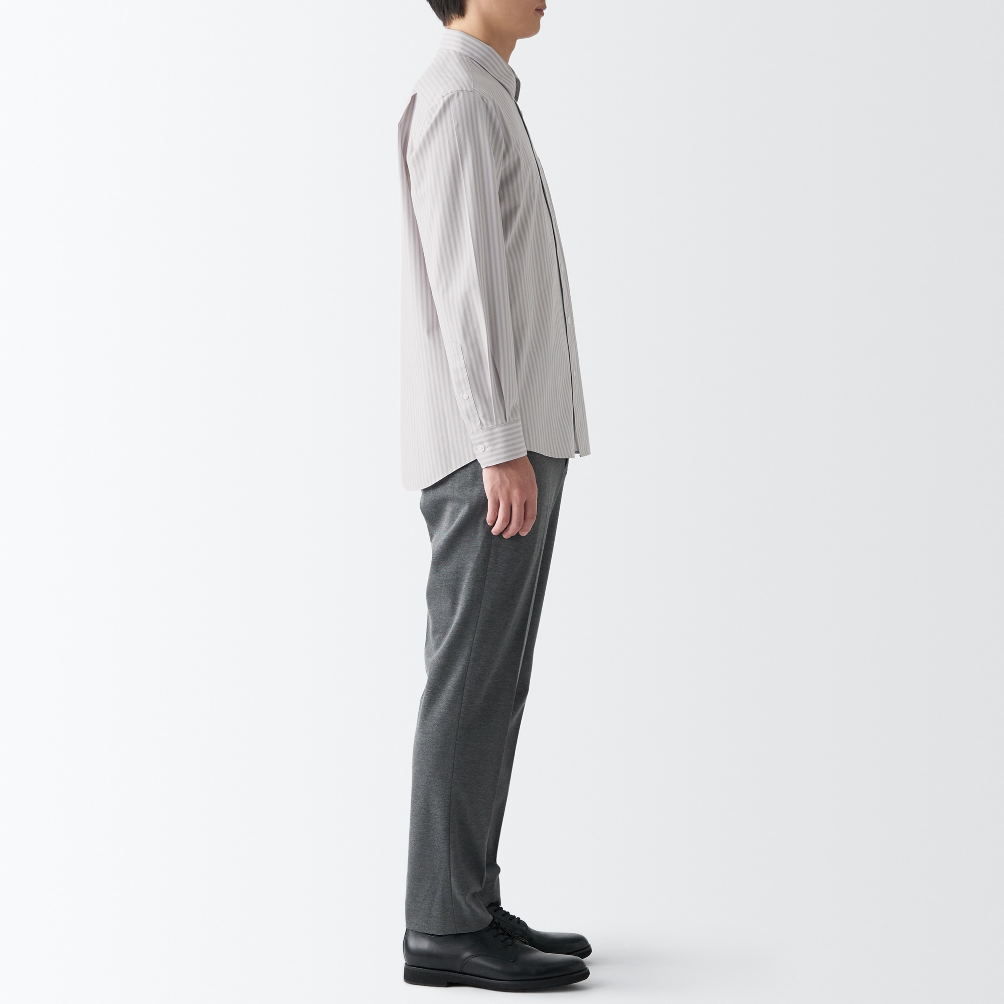 シワになりにくい長袖シャツ