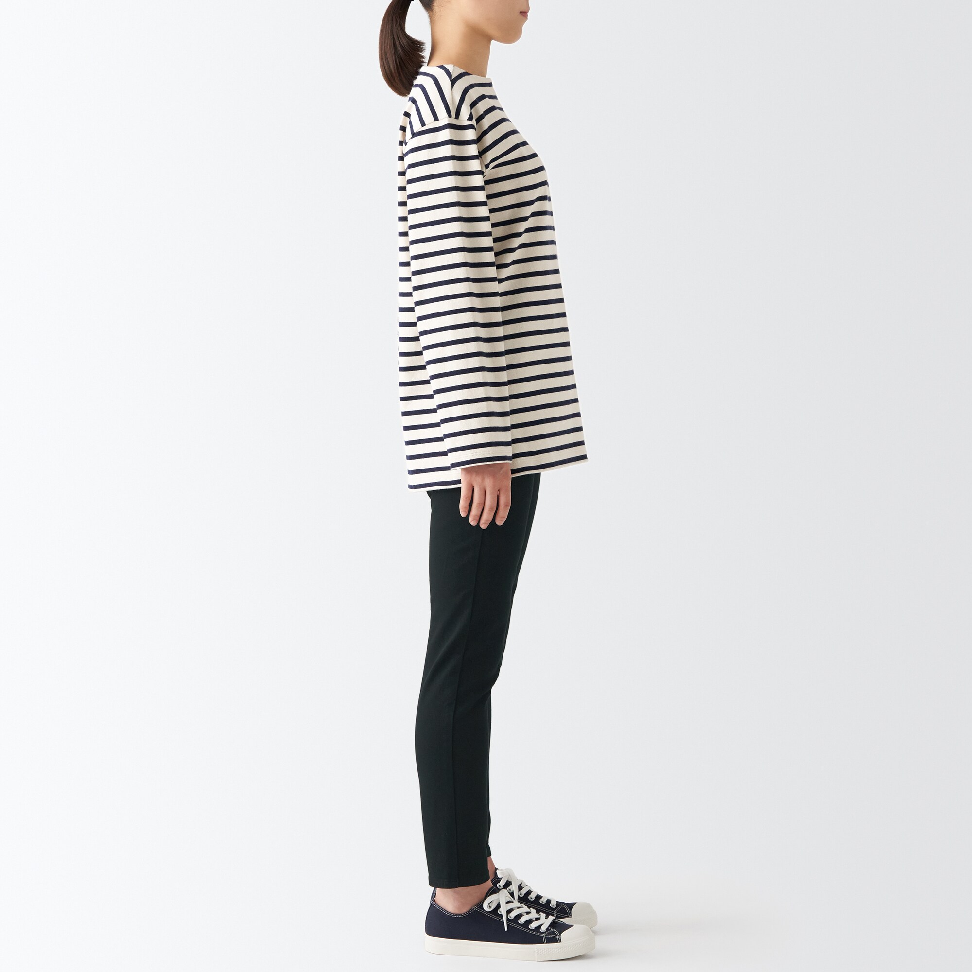 【スキニー】ストレッチデニムパンツ（股下７０ｃｍ）ディープブラック