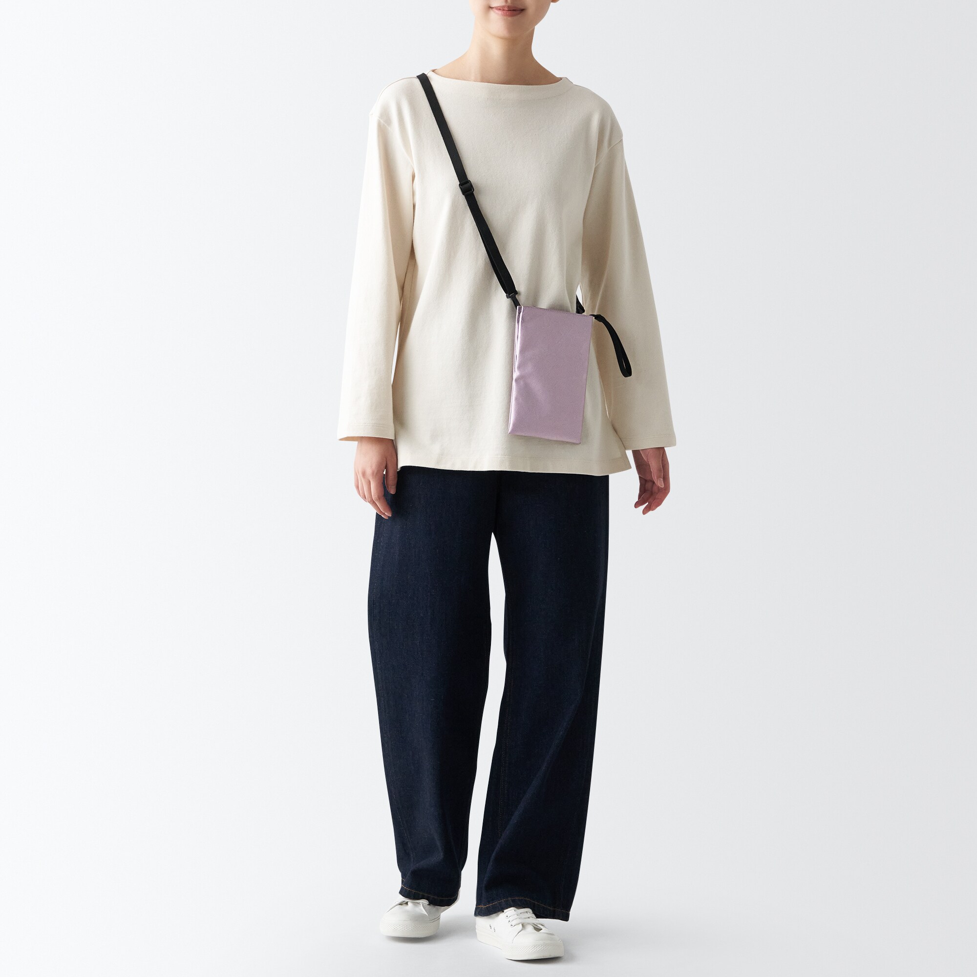 ポーチとしても使える　撥水ミニサコッシュ