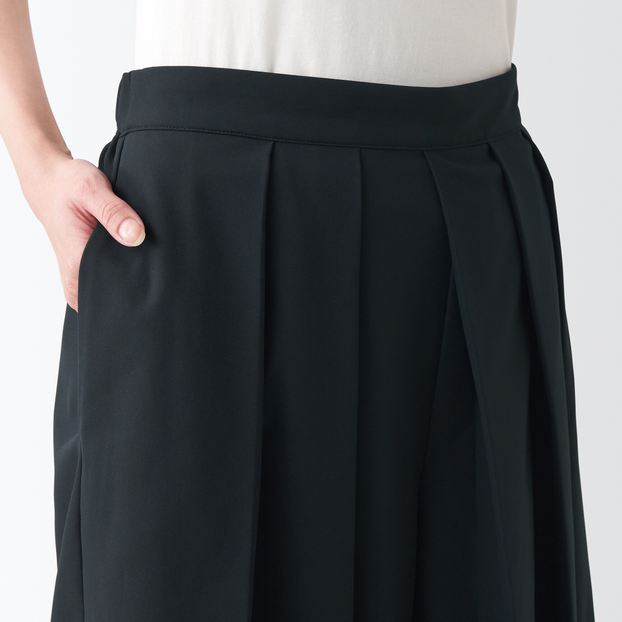 乾きやすいストレッチはかまパンツ