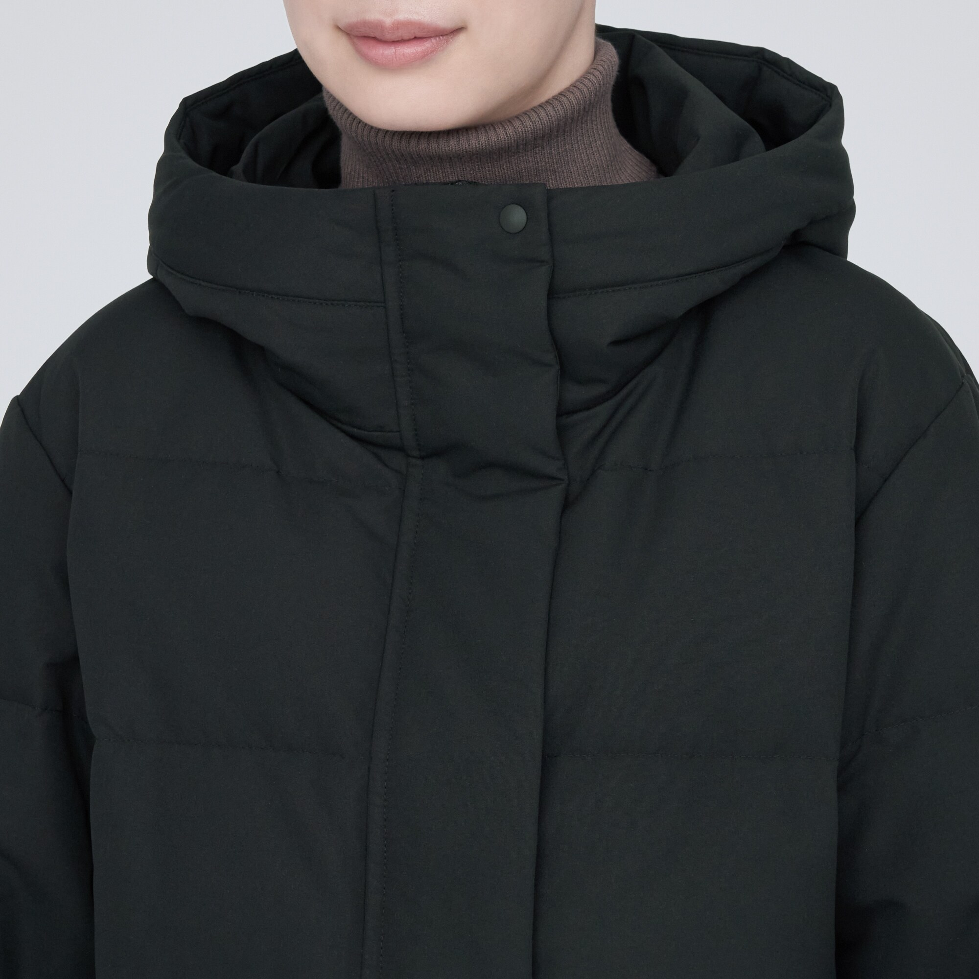 撥水フード付きダウンジャケット