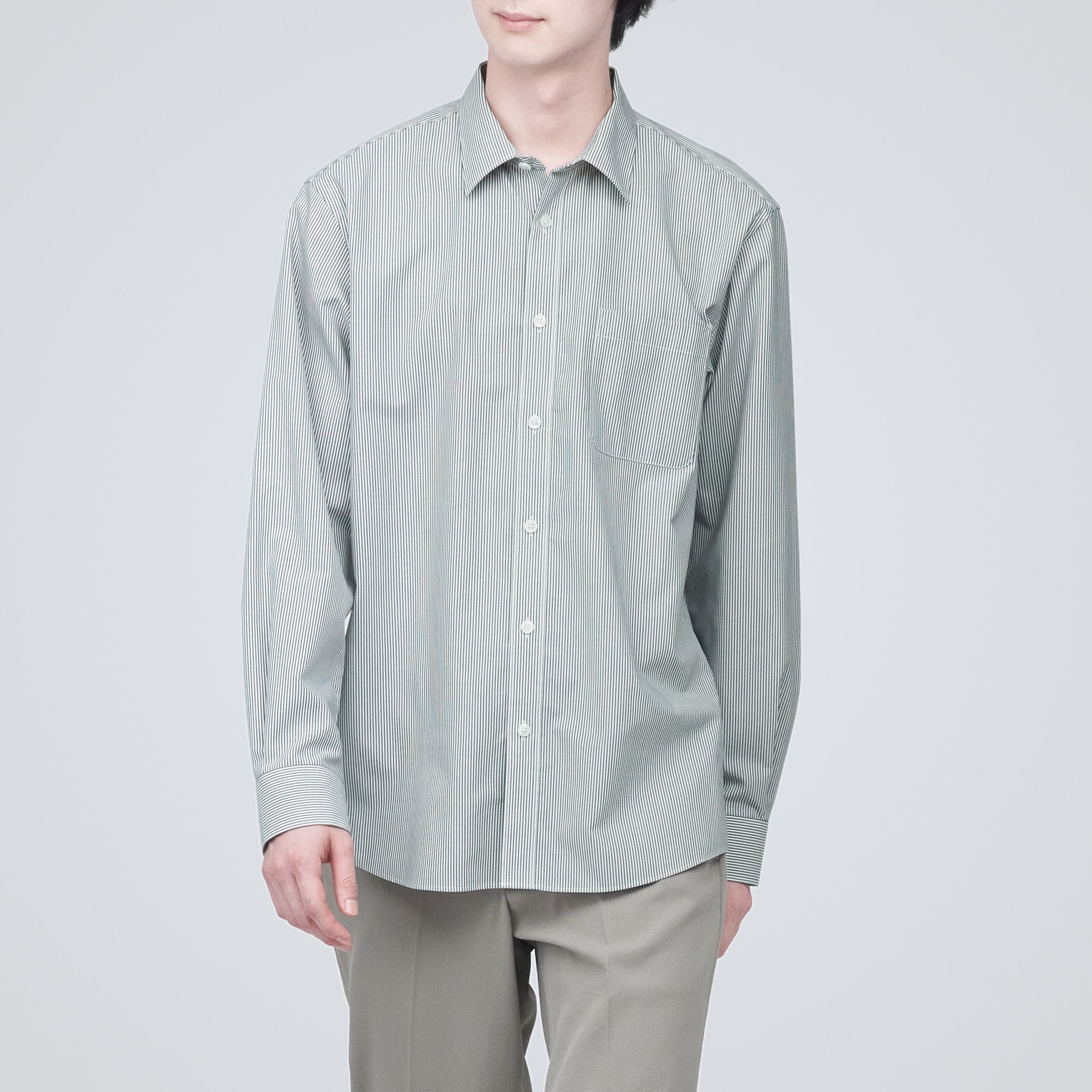 シワになりにくい長袖シャツ