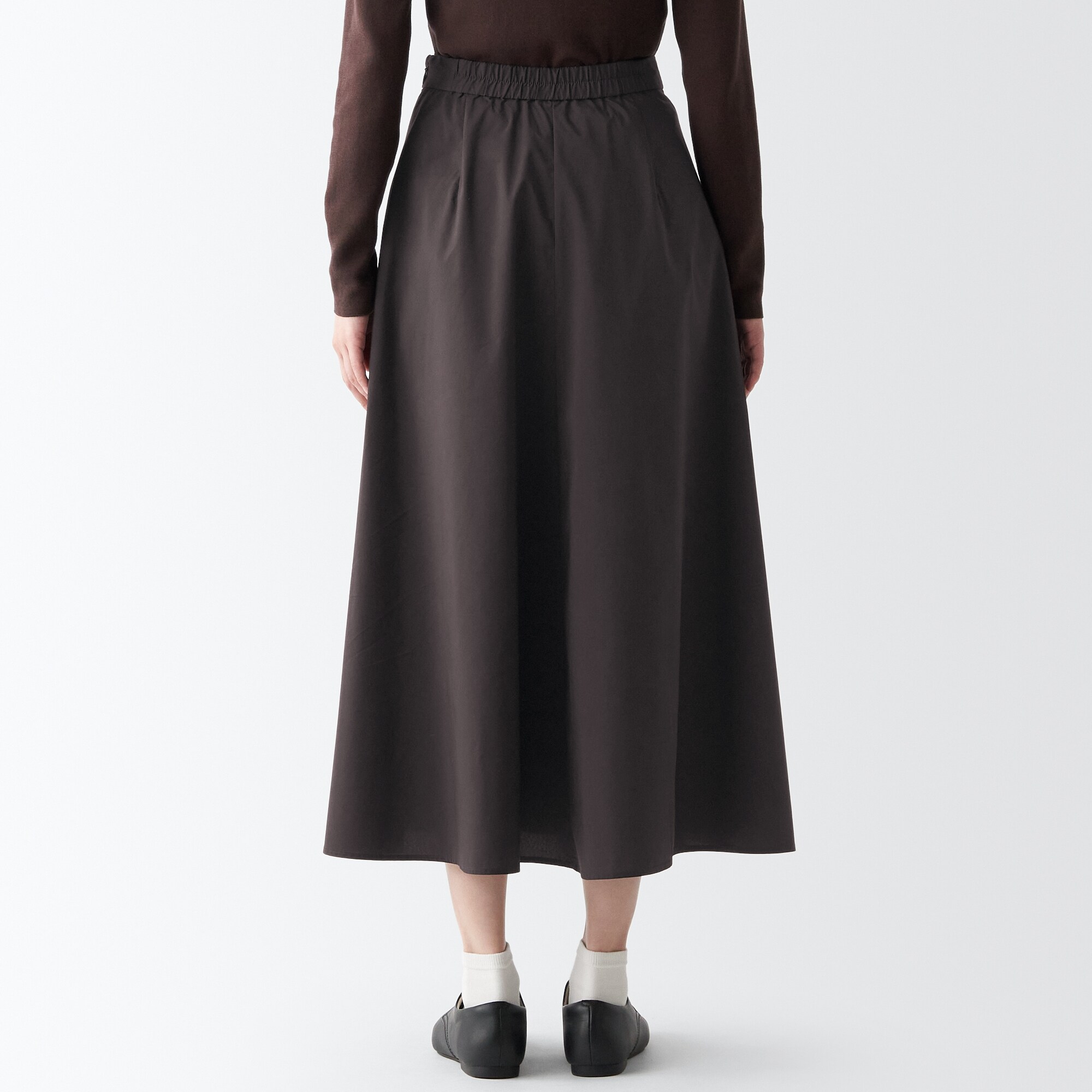 乾きやすいフレアスカート