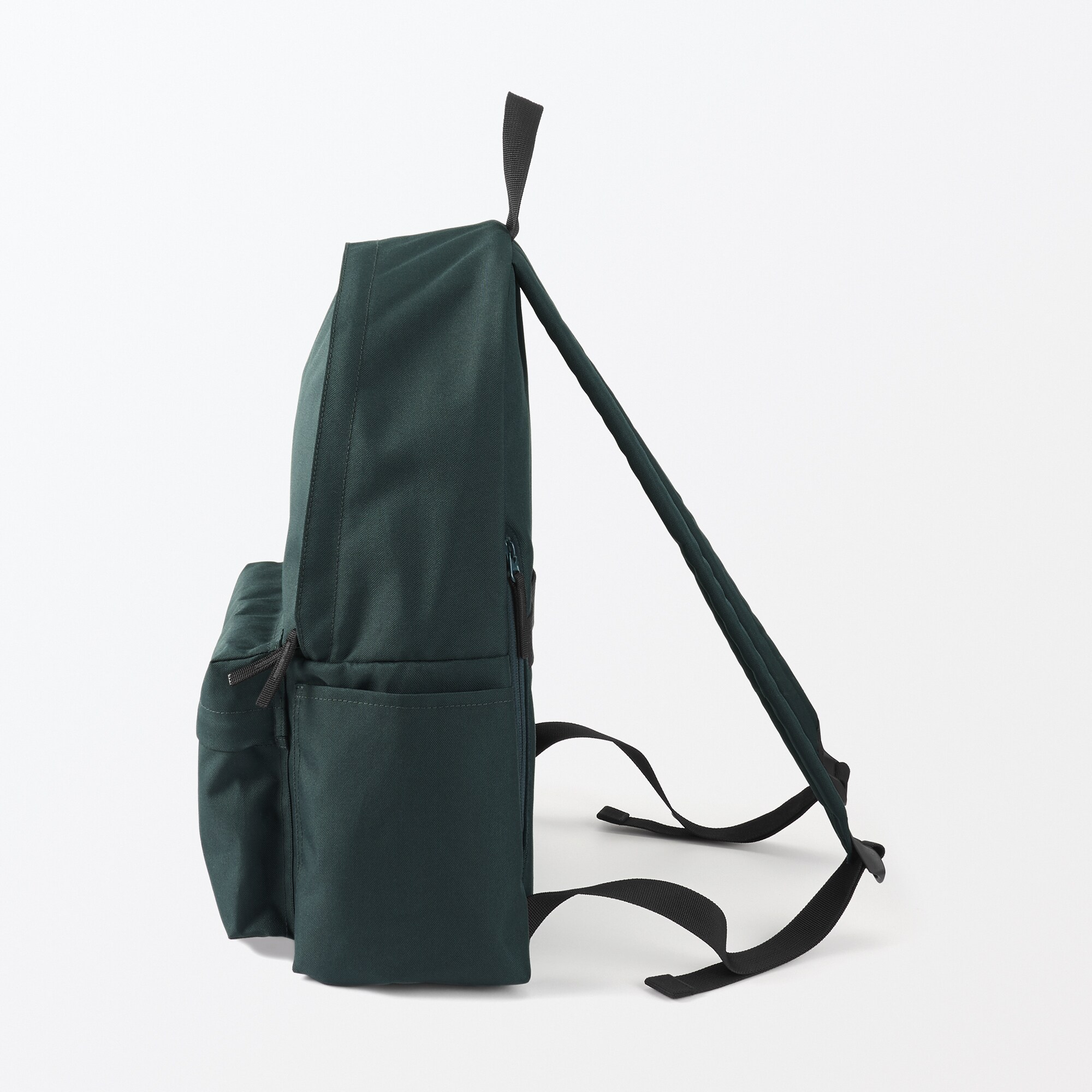 肩の負担を軽くする　撥水リュックサック