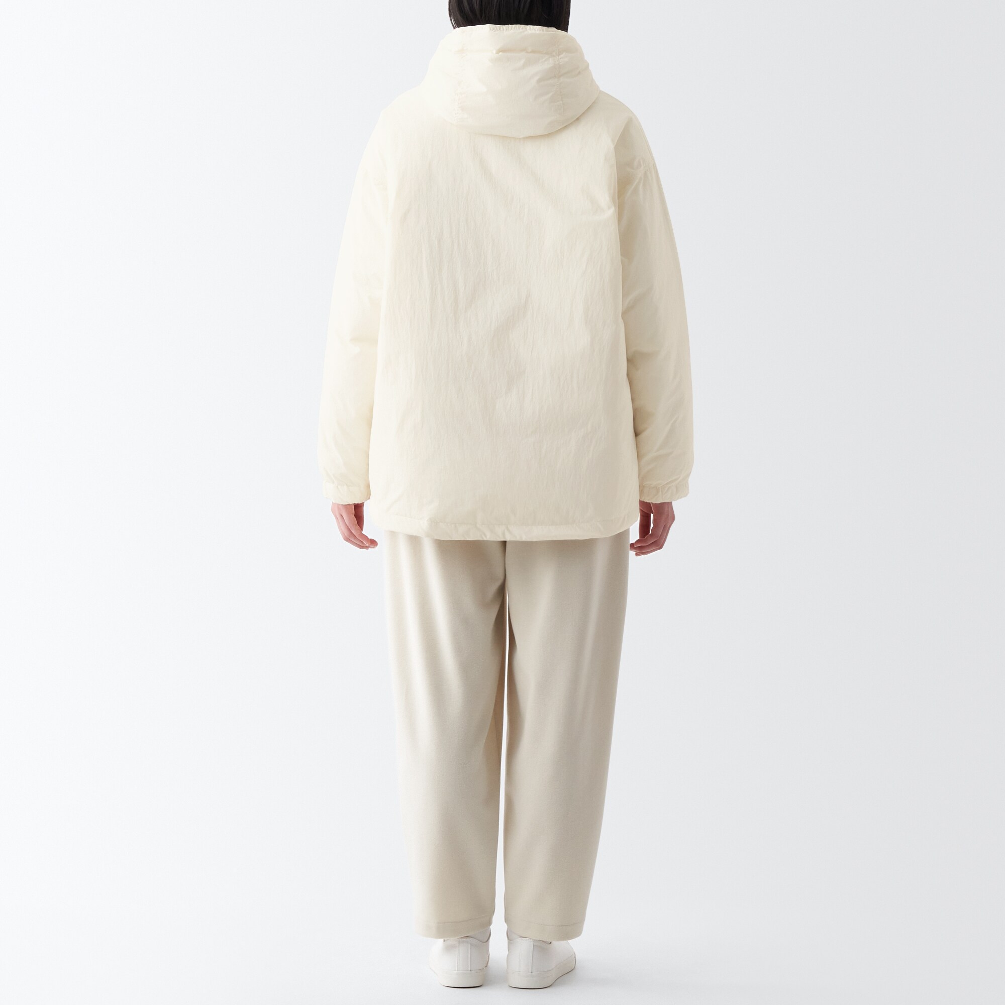 撥水フード付きダウンジャケット