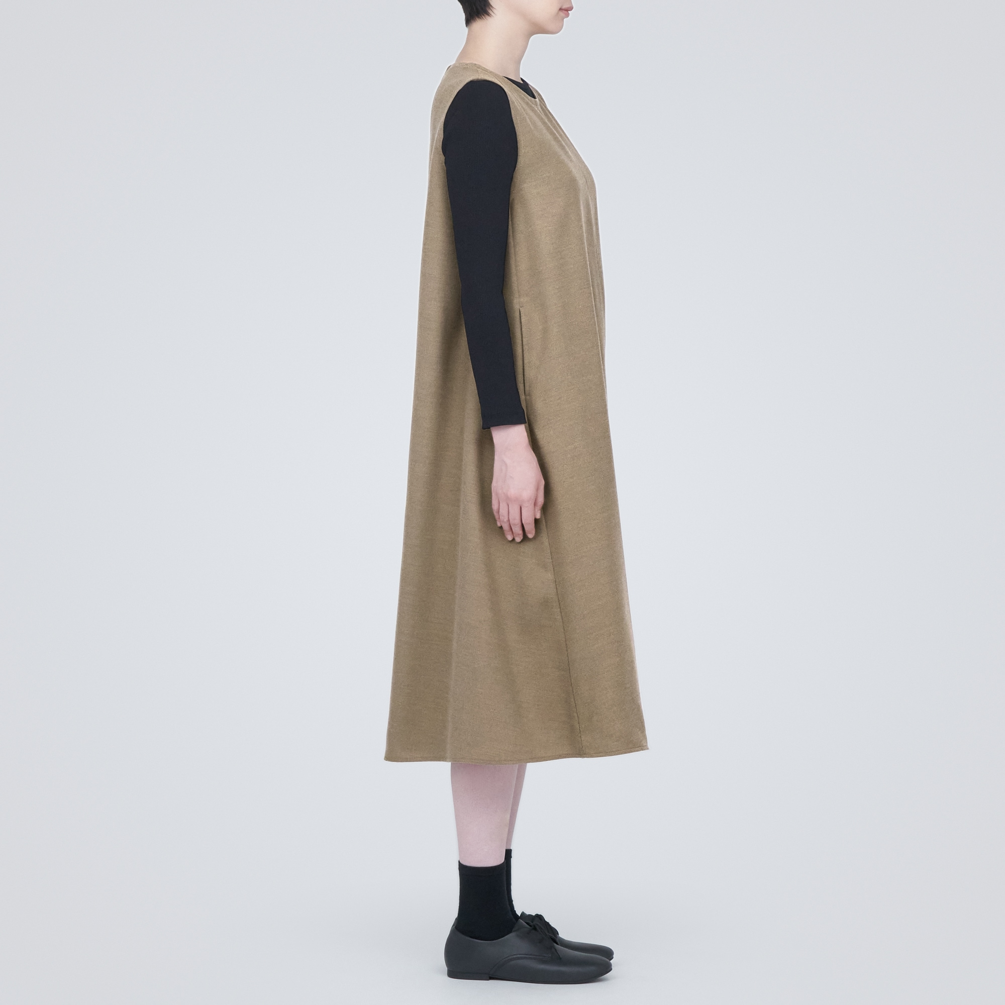 起毛ジャンパースカート