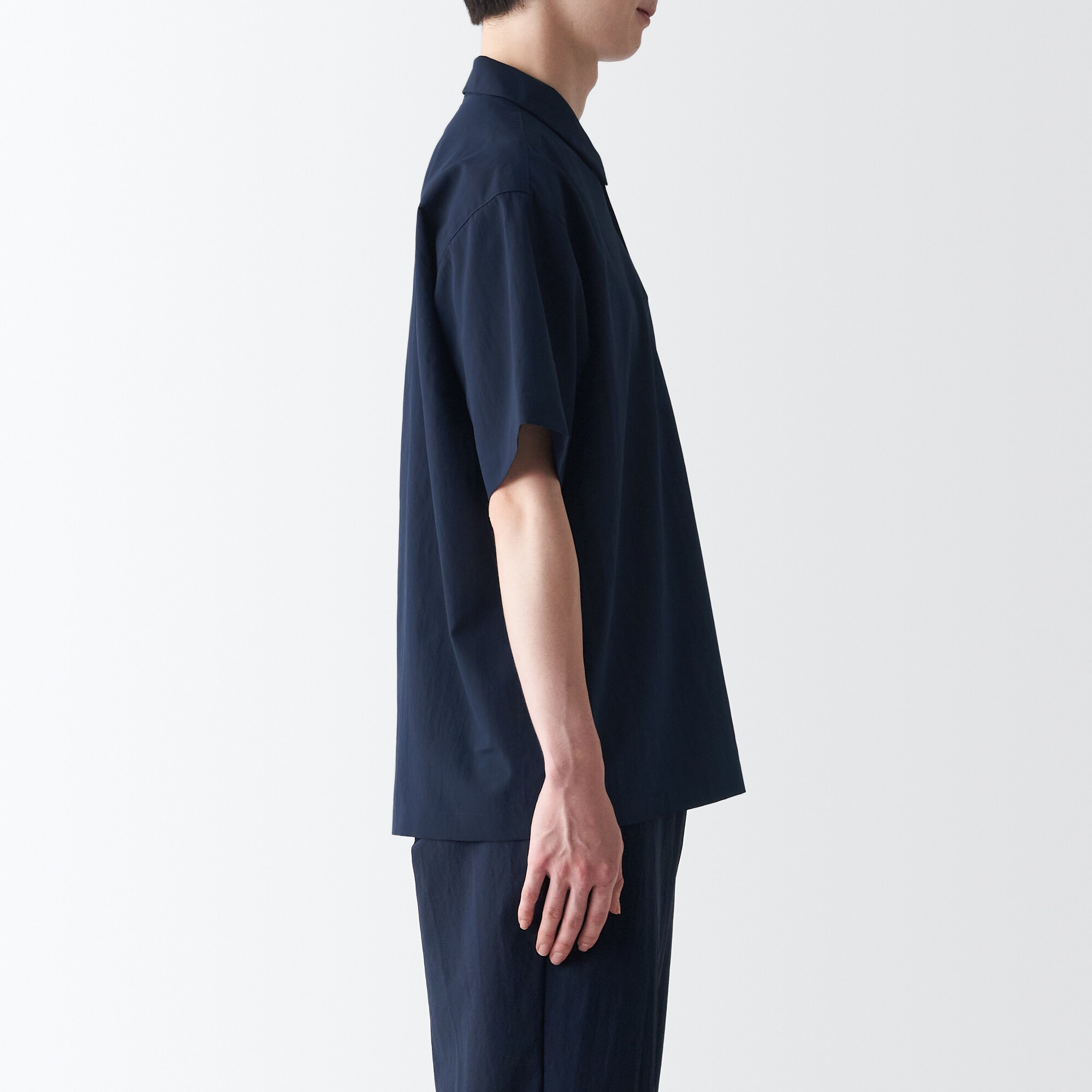 風を通すストレッチポロシャツ