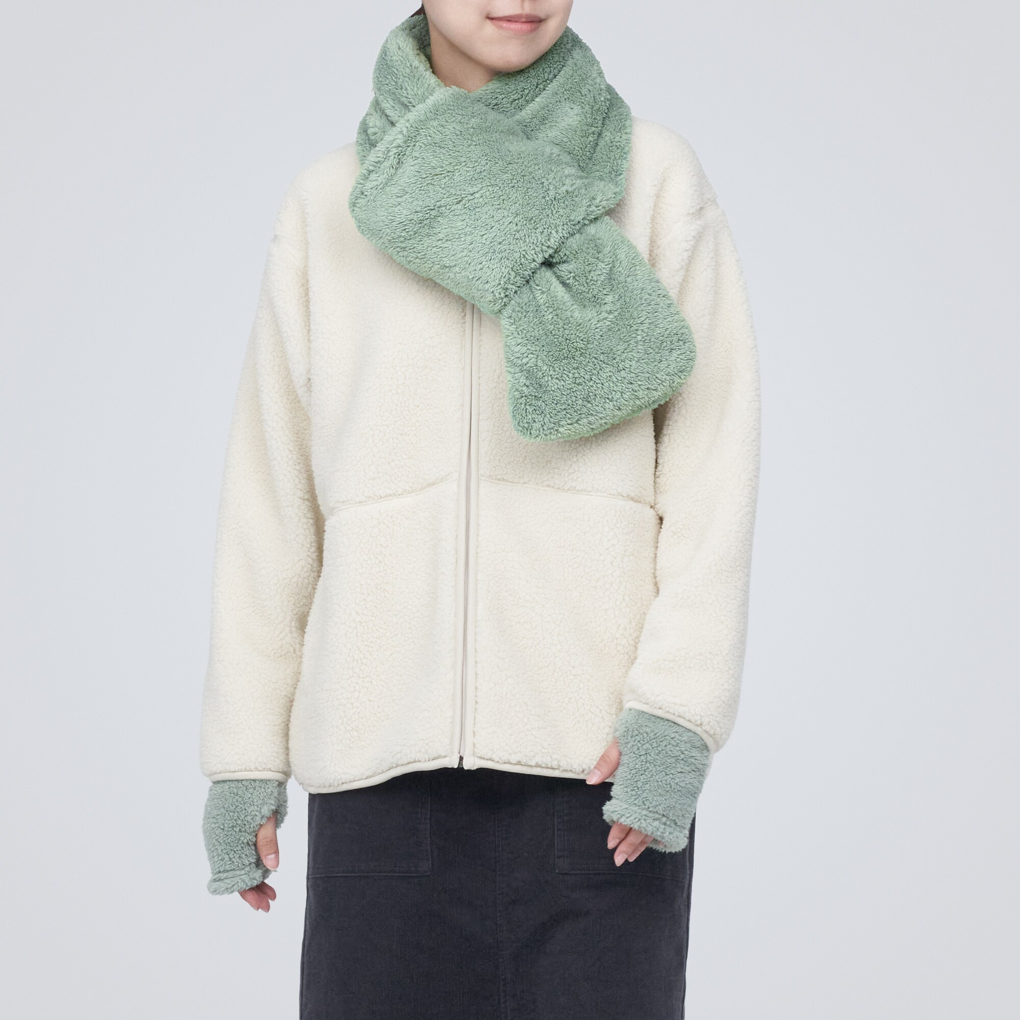 再生ポリエステル　ボアフリース　ハンドウォーマー