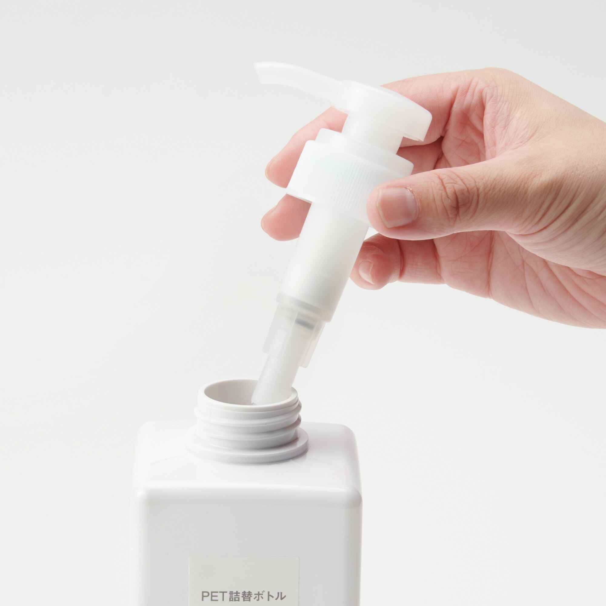 ＰＥＴ詰替ボトル用ポンプヘッド　４００ｍｌ・６００ｍｌ用