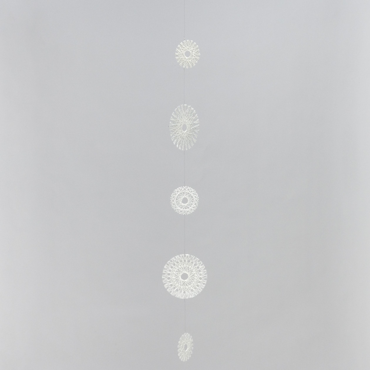 呼吸する和紙のモビール　ストレートタイプ