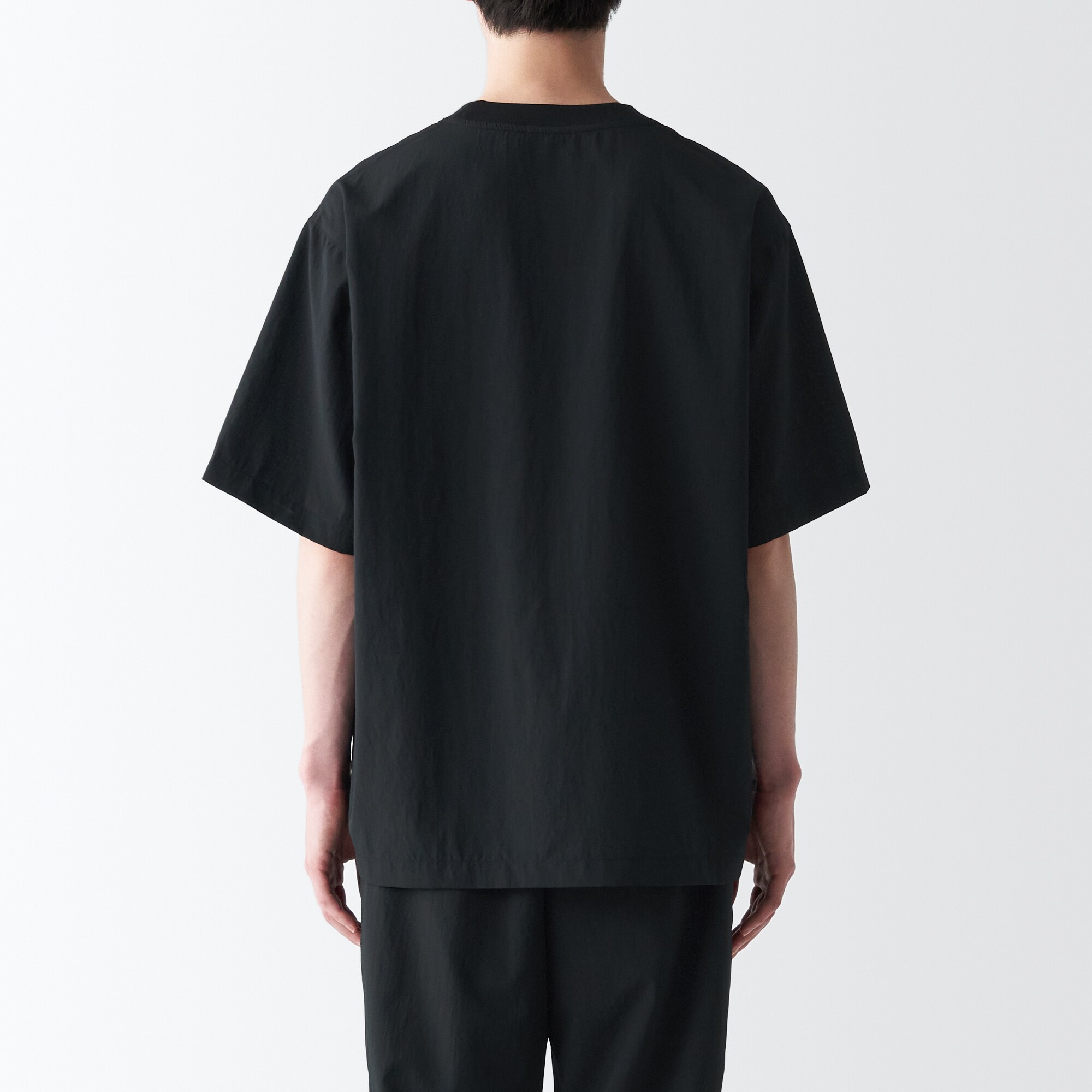 風を通すストレッチ半袖Ｔシャツ