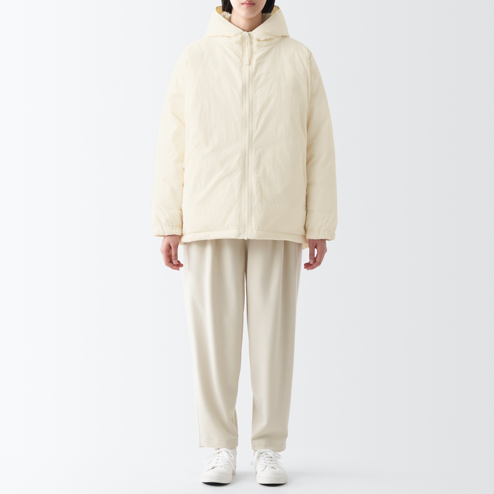 撥水フード付きダウンジャケット