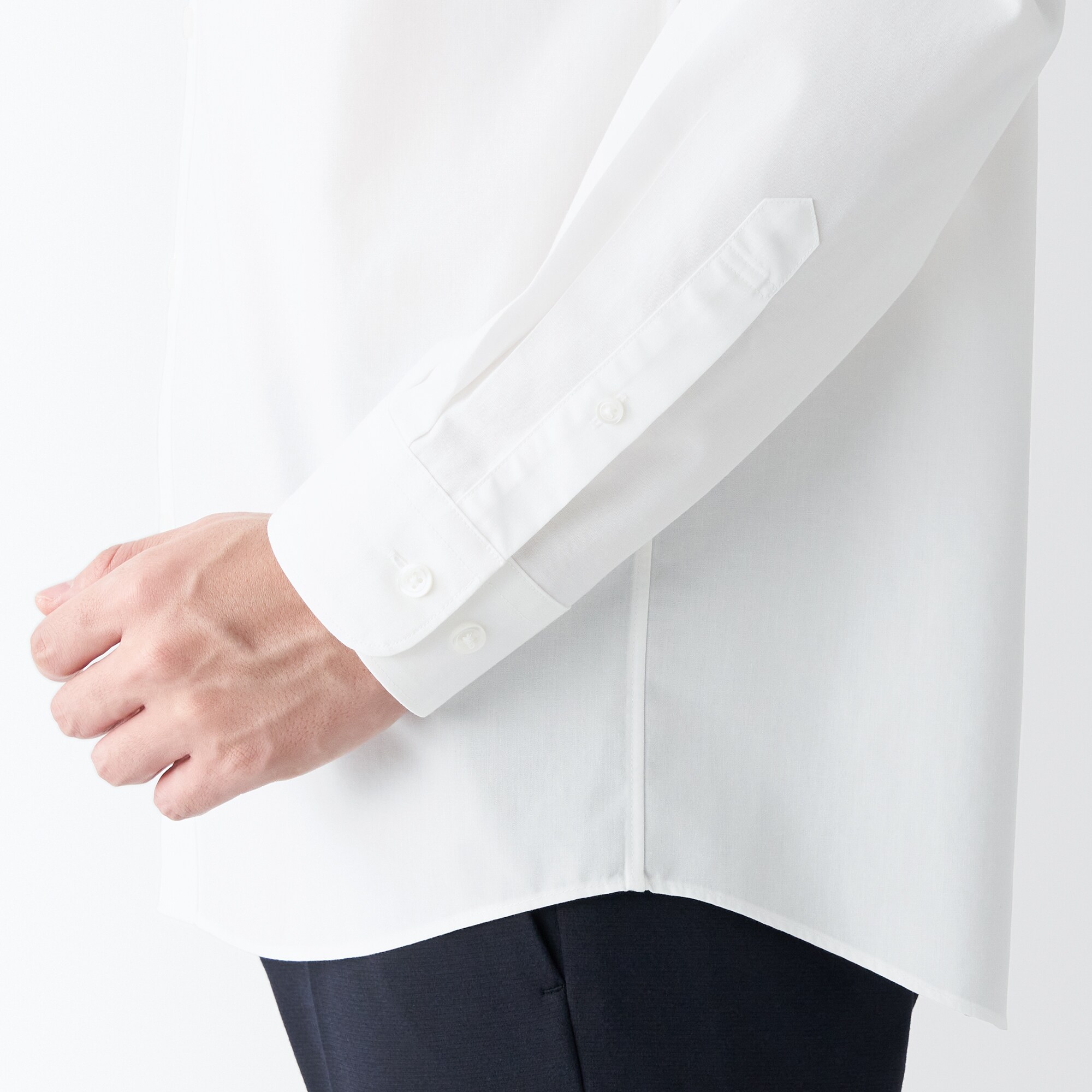 シワになりにくい長袖シャツ（数量限定）