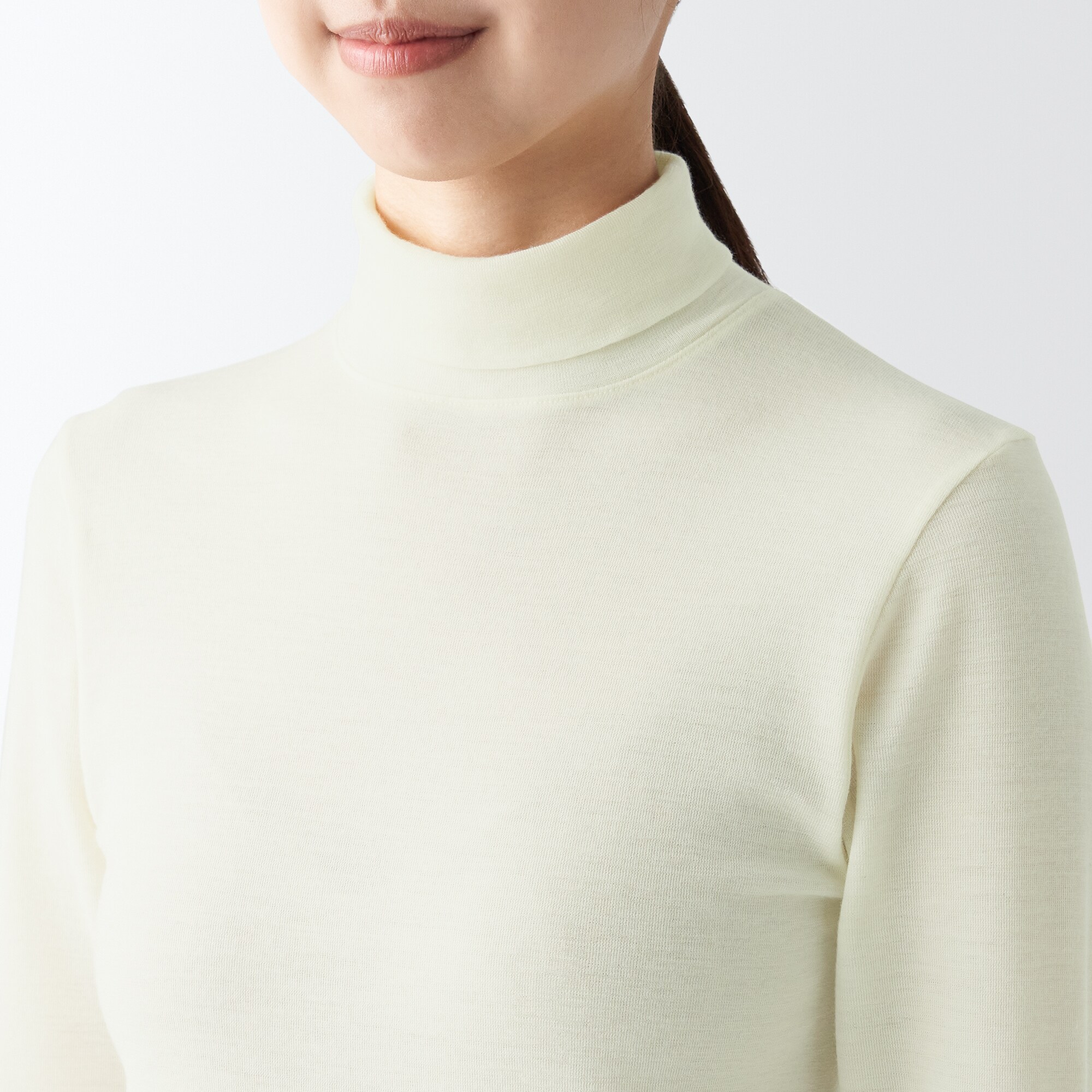 ウールタートルネック長袖Ｔシャツ