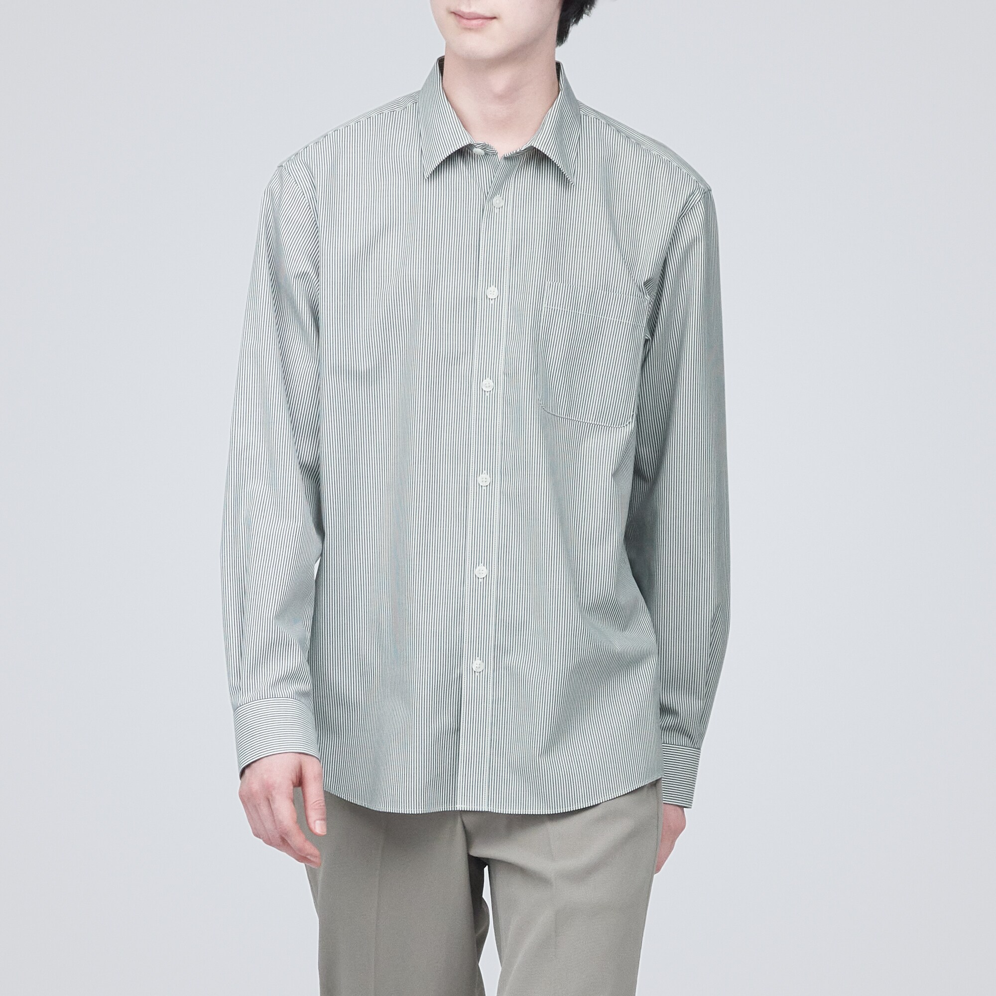 シワになりにくい長袖シャツ